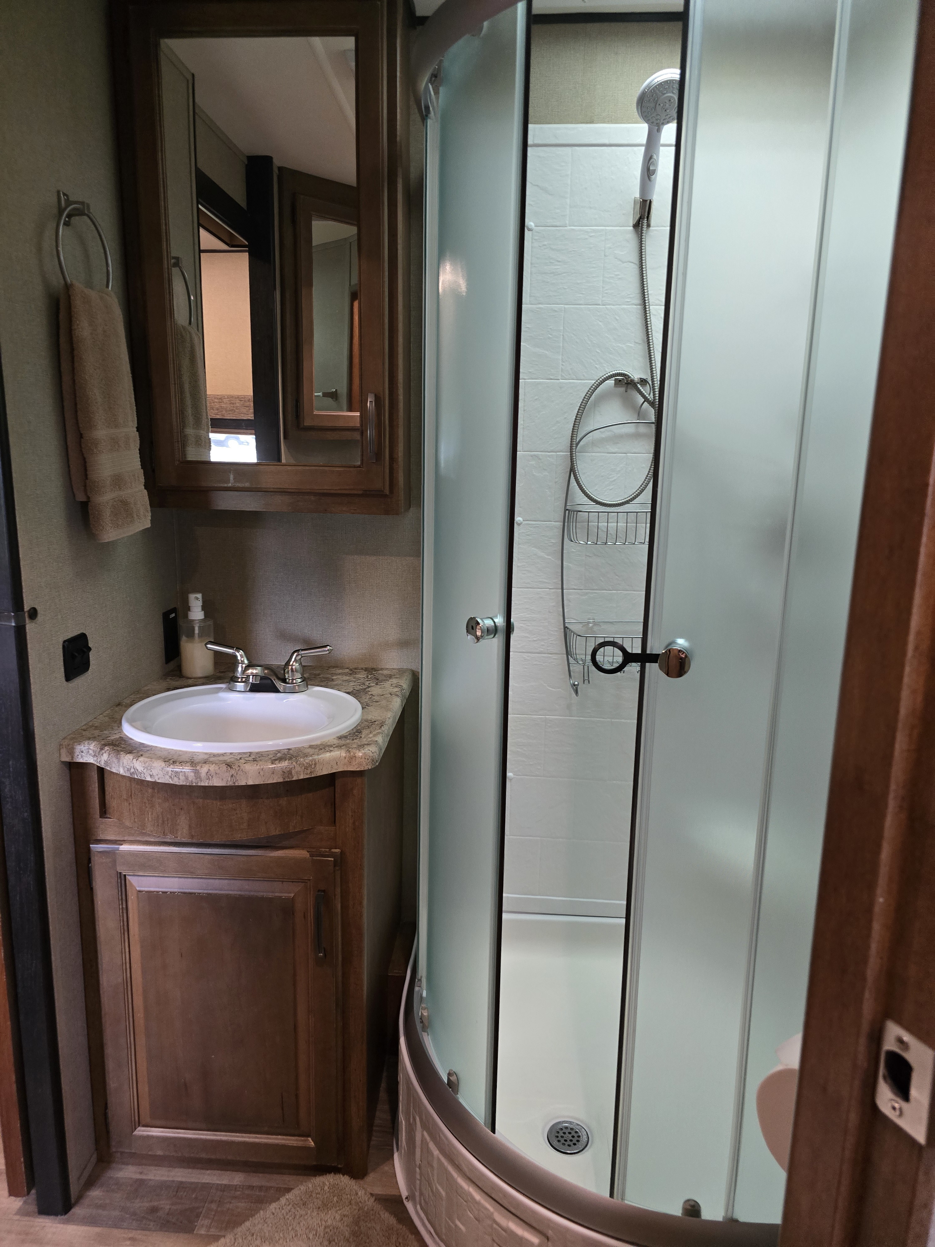Travel trailer RV Rental 