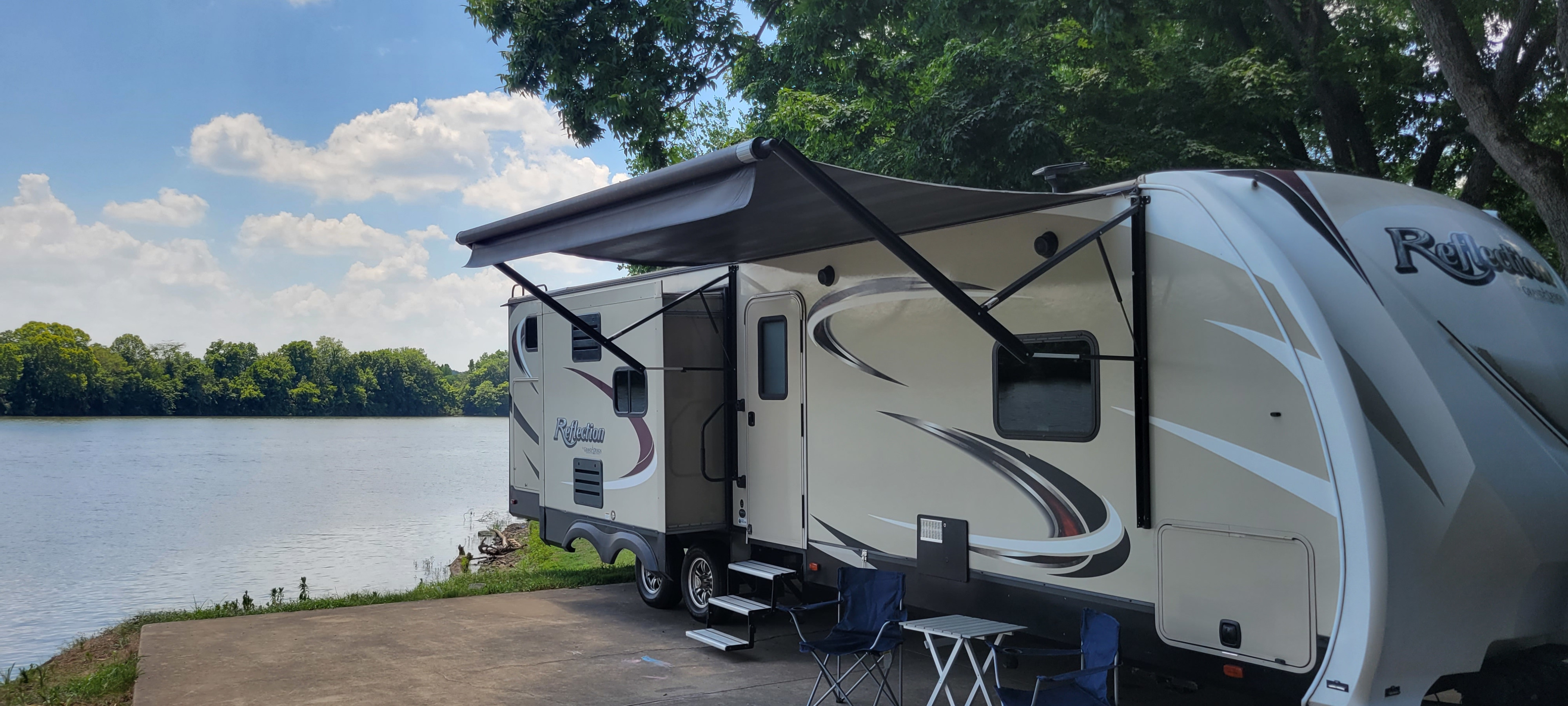 Travel trailer RV Rental 