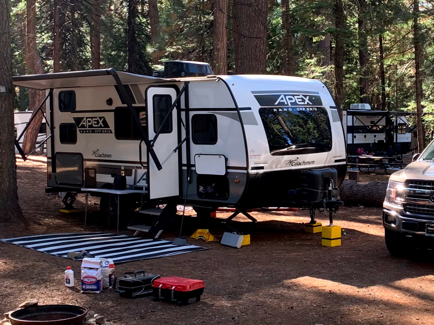 2023 Coachman - Lightweight - Bunkbed -23’  Easy to tow - Sleeps 5