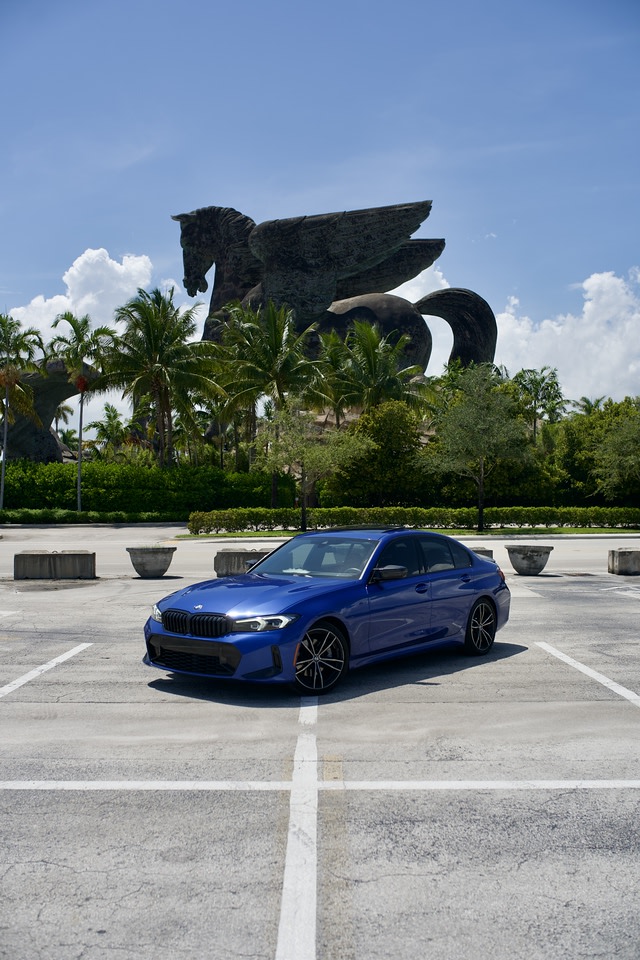 2024 BMW M330i