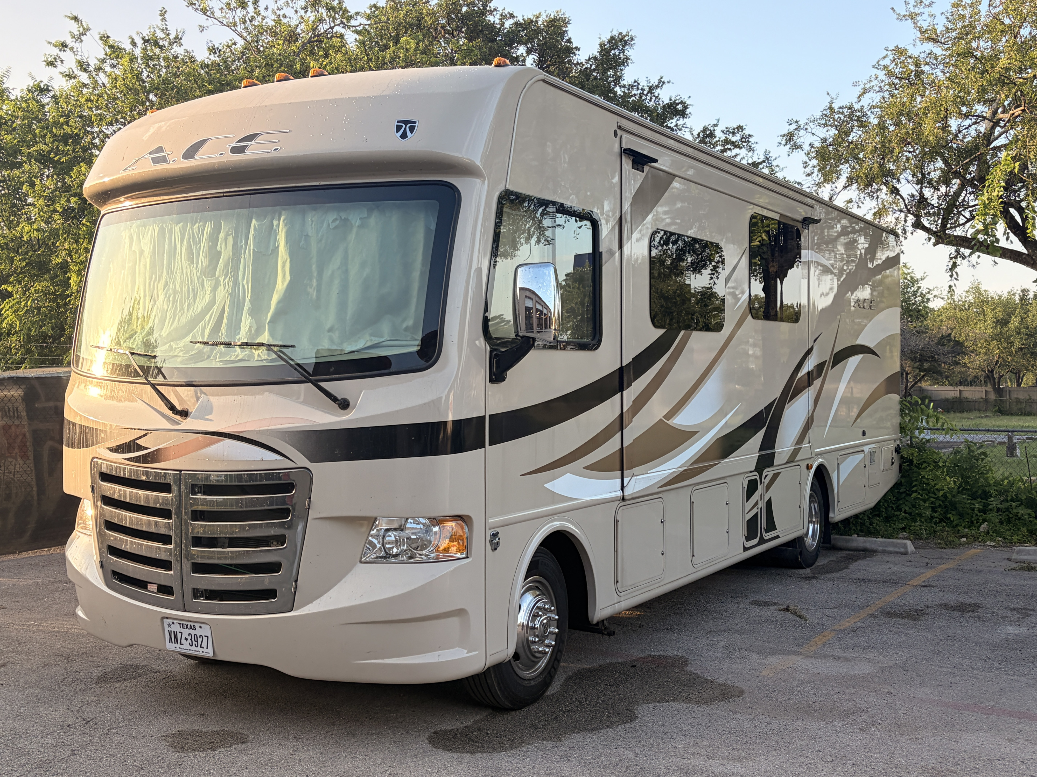 2015 Thor Motor Coach A.C.E