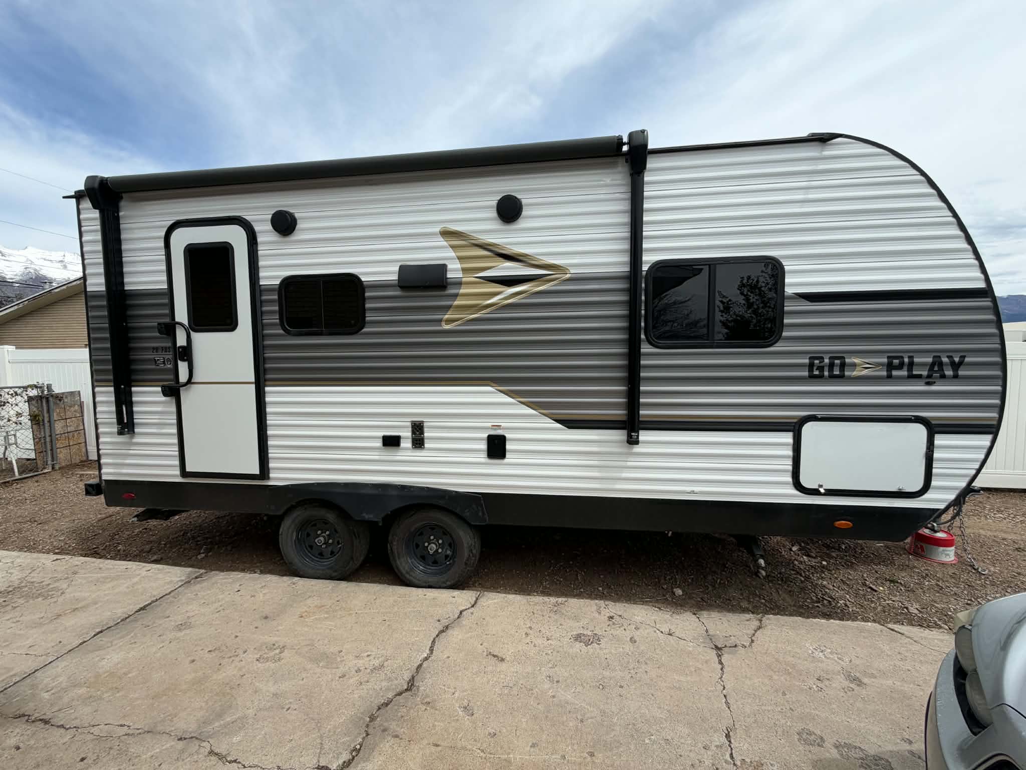 Adventure Ready 22’ Go Play Camper!