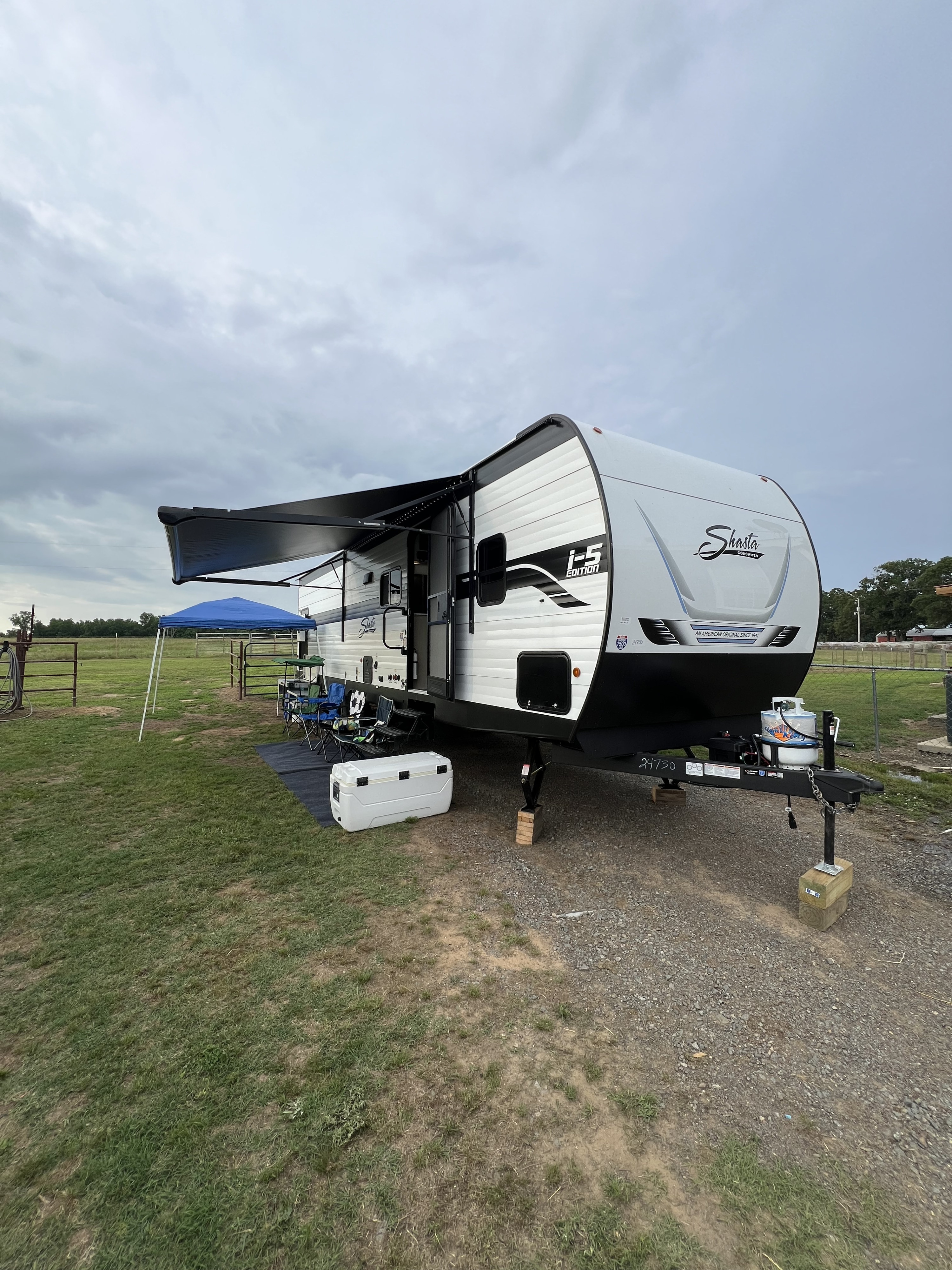 Stress-Free Camping | Sleeps 9 | Fully Stocked + TVs + WiFi + Extras