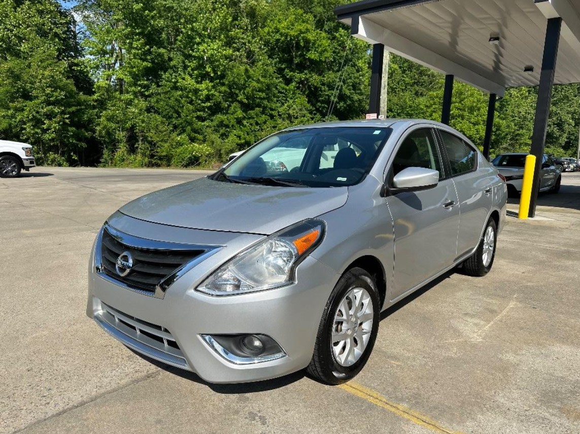 2018 Nissan Versa