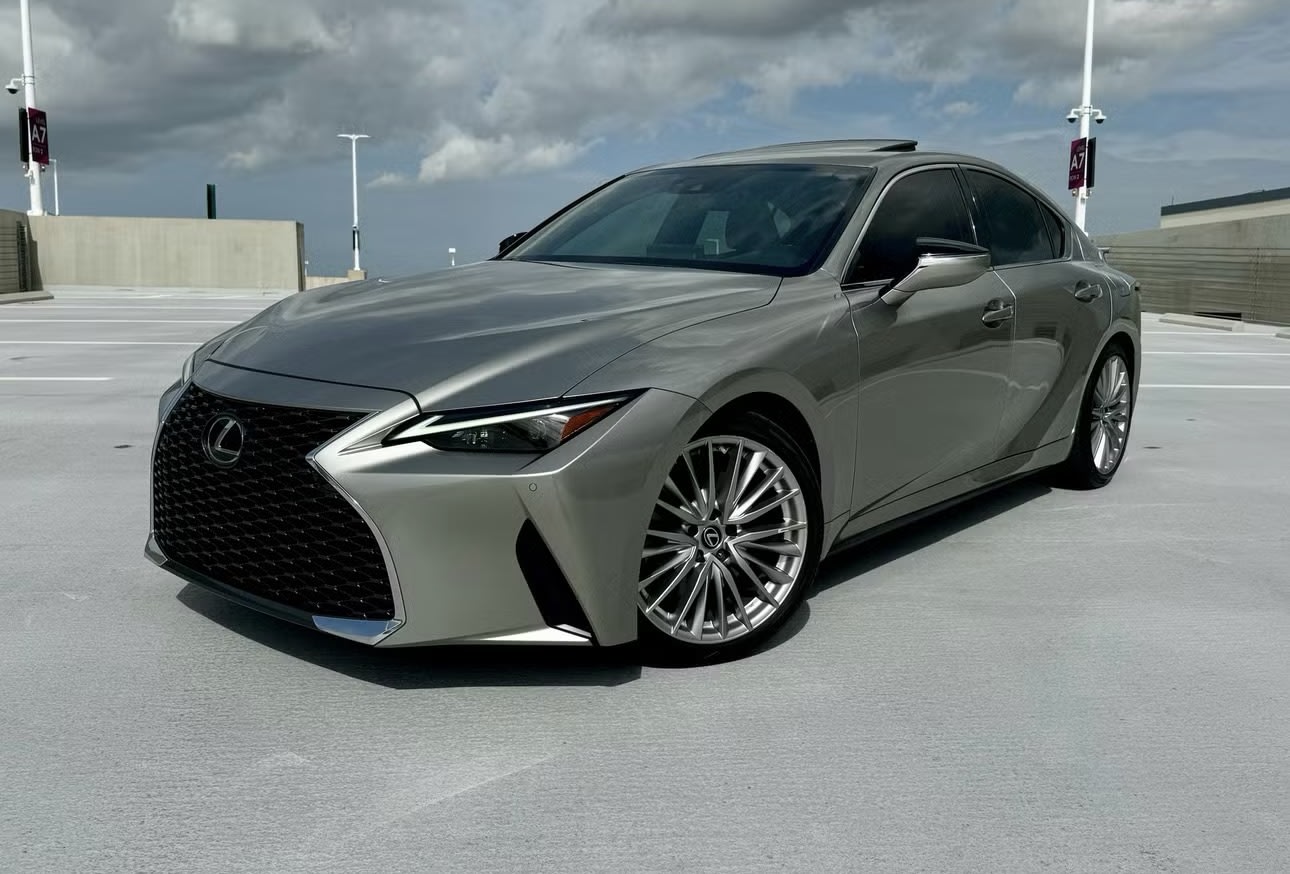 2022 Lexus IS 300
