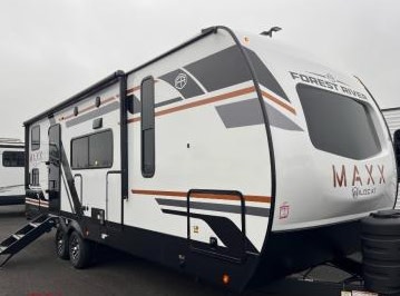 NEW WILDCAT MAXX 246DBX, SLEEPS UP TO 8