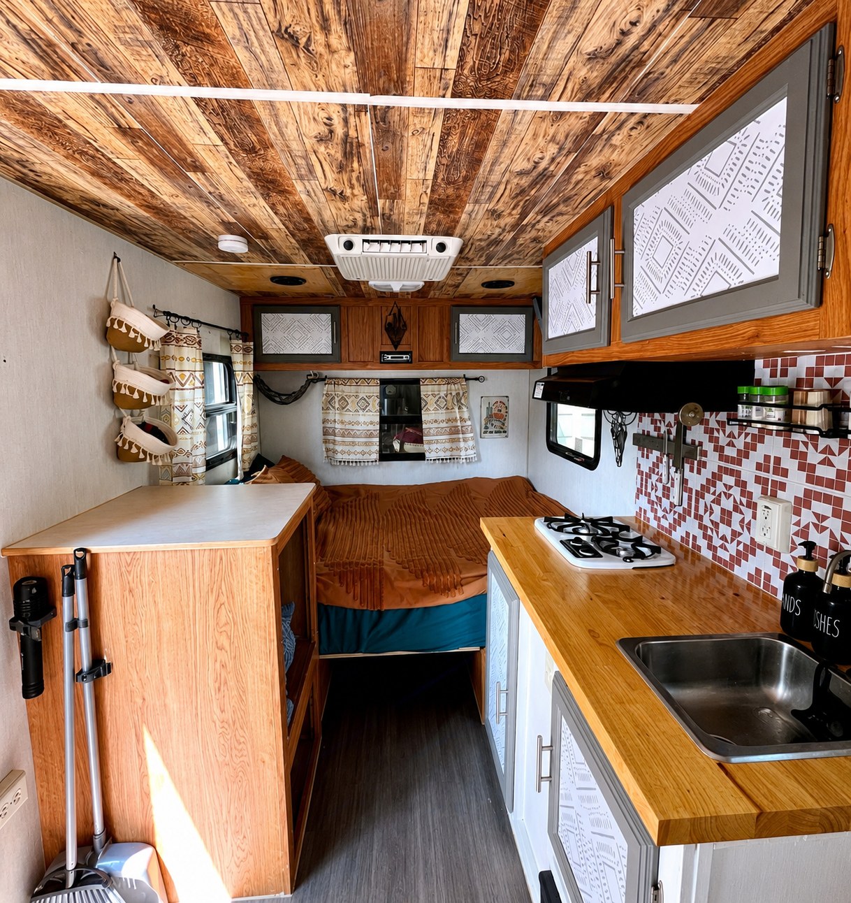 Southwest Boho Camper – Easy Tow, Perfect for First-Timers!