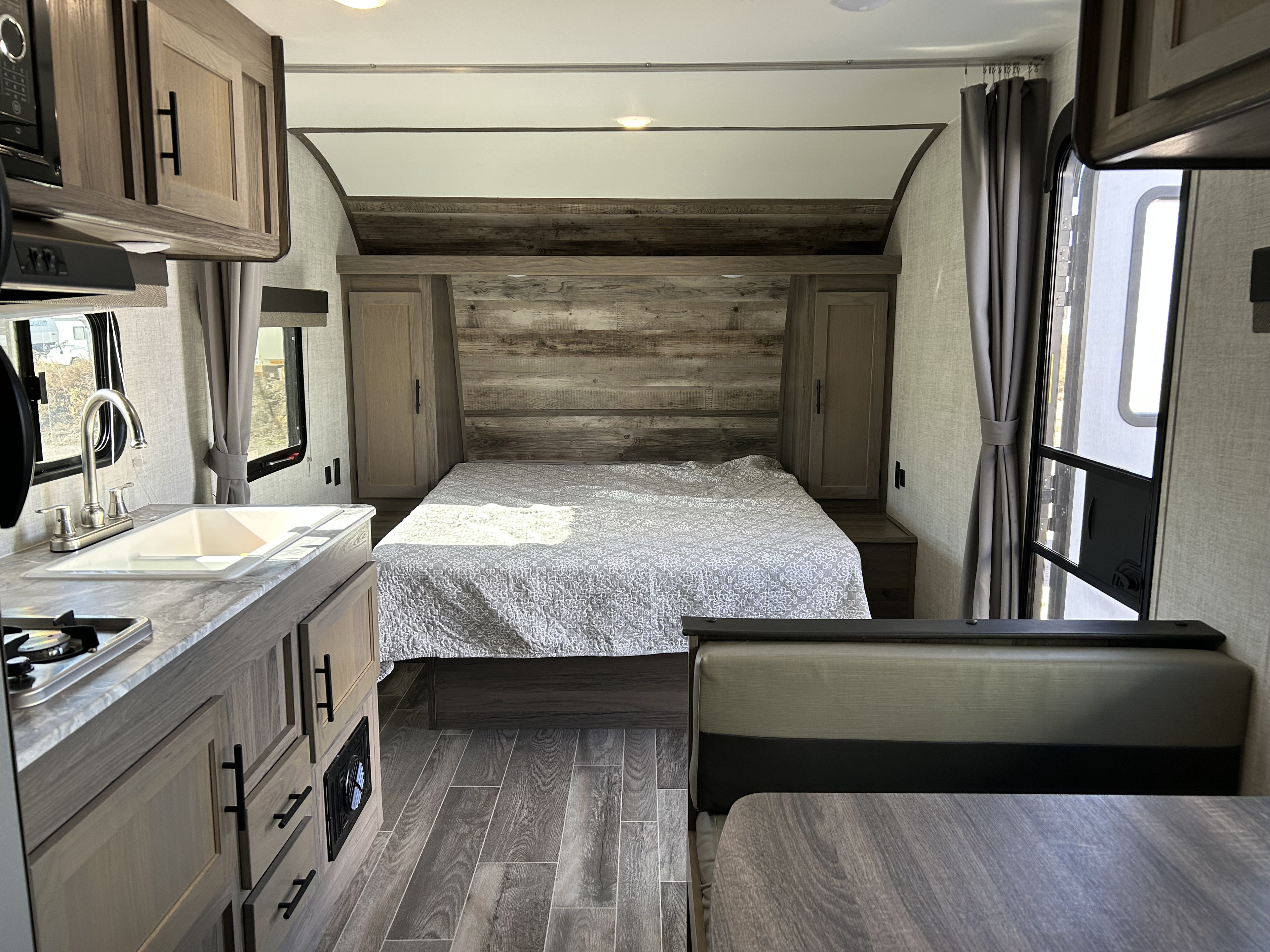 Family friendly - Gulf Stream Highwood River