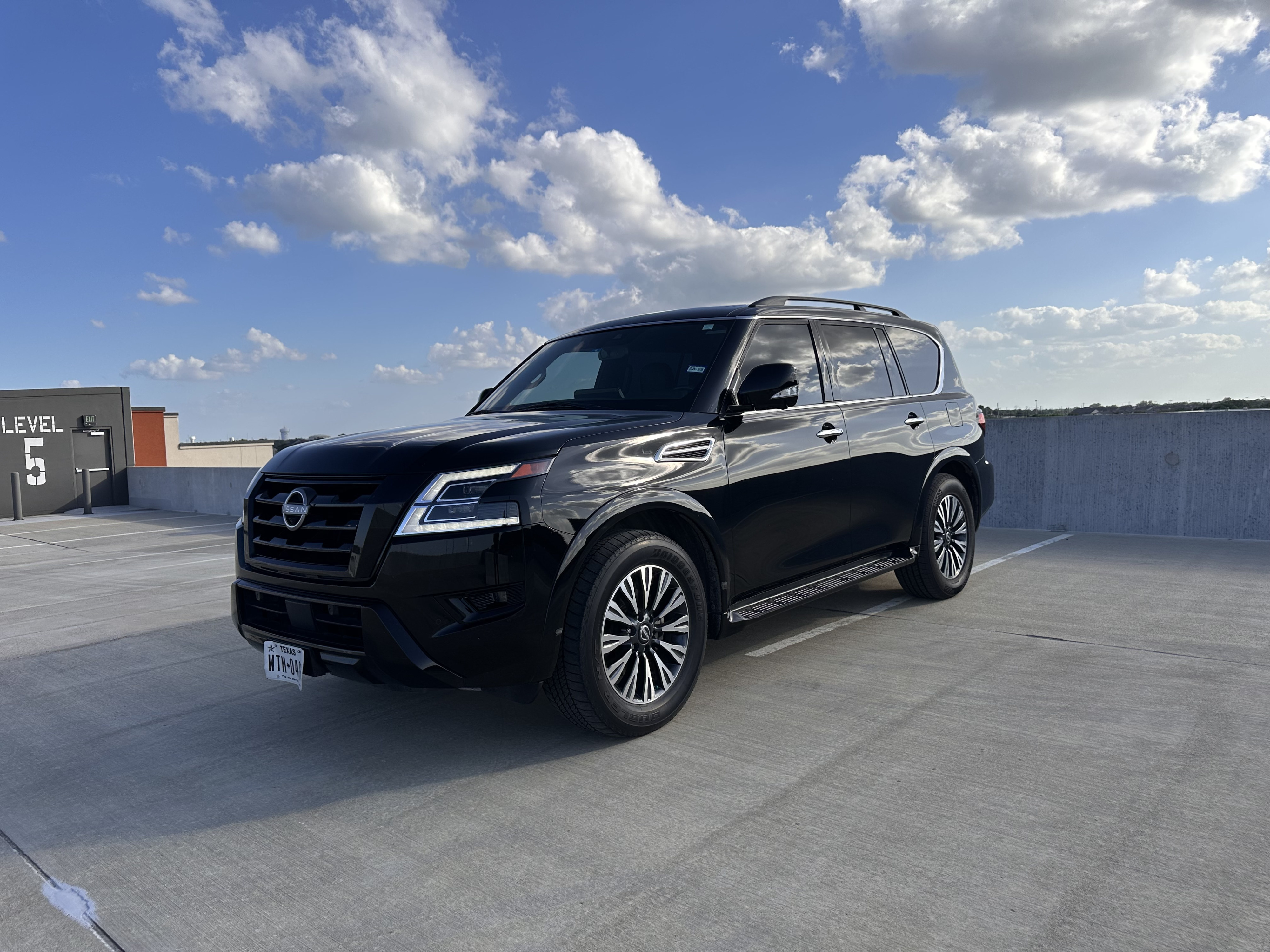 2023 Nissan Armada