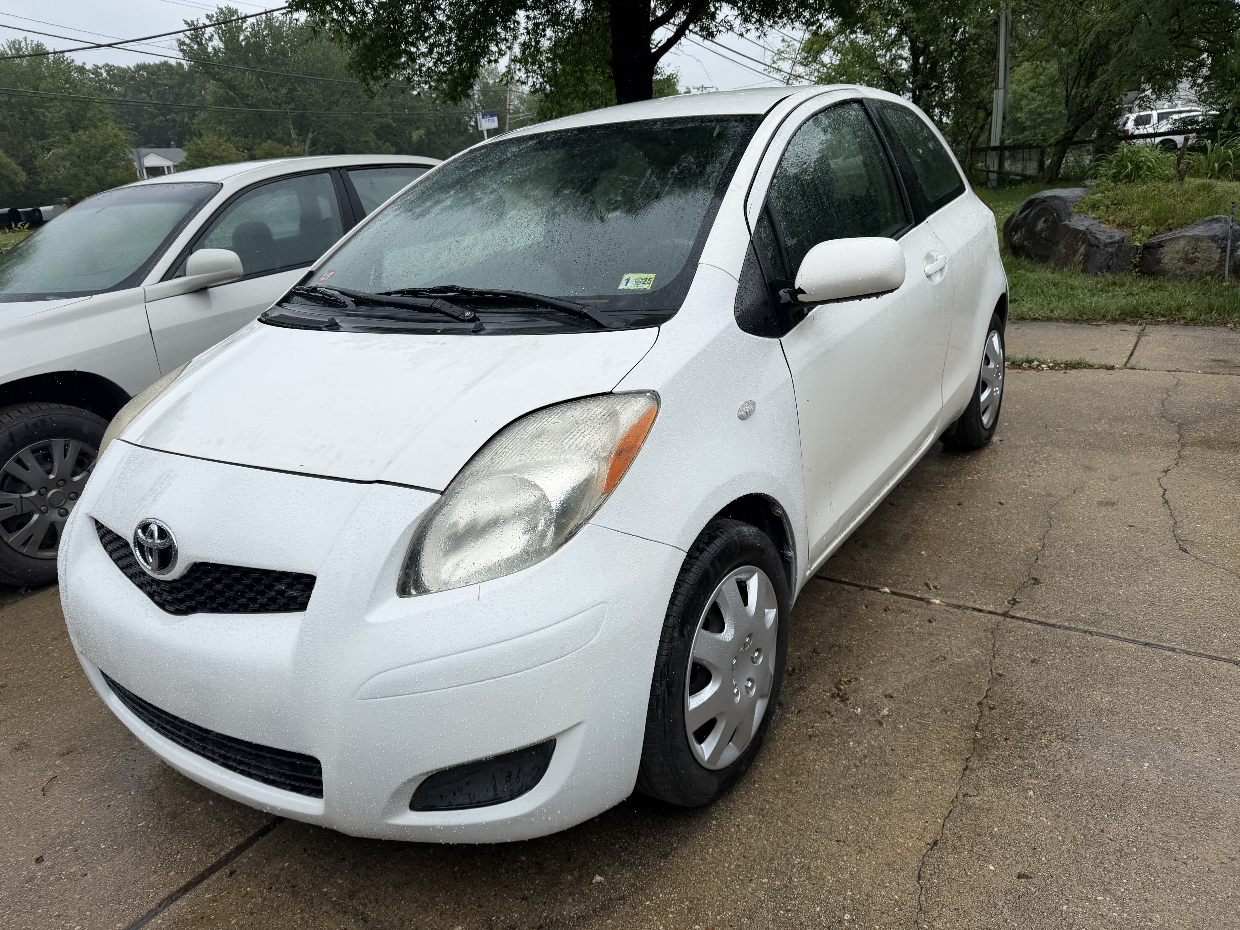 2010 toyota yaris
