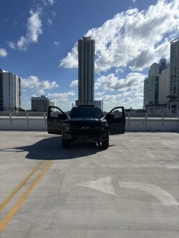 2023 Chevrolet Suburban