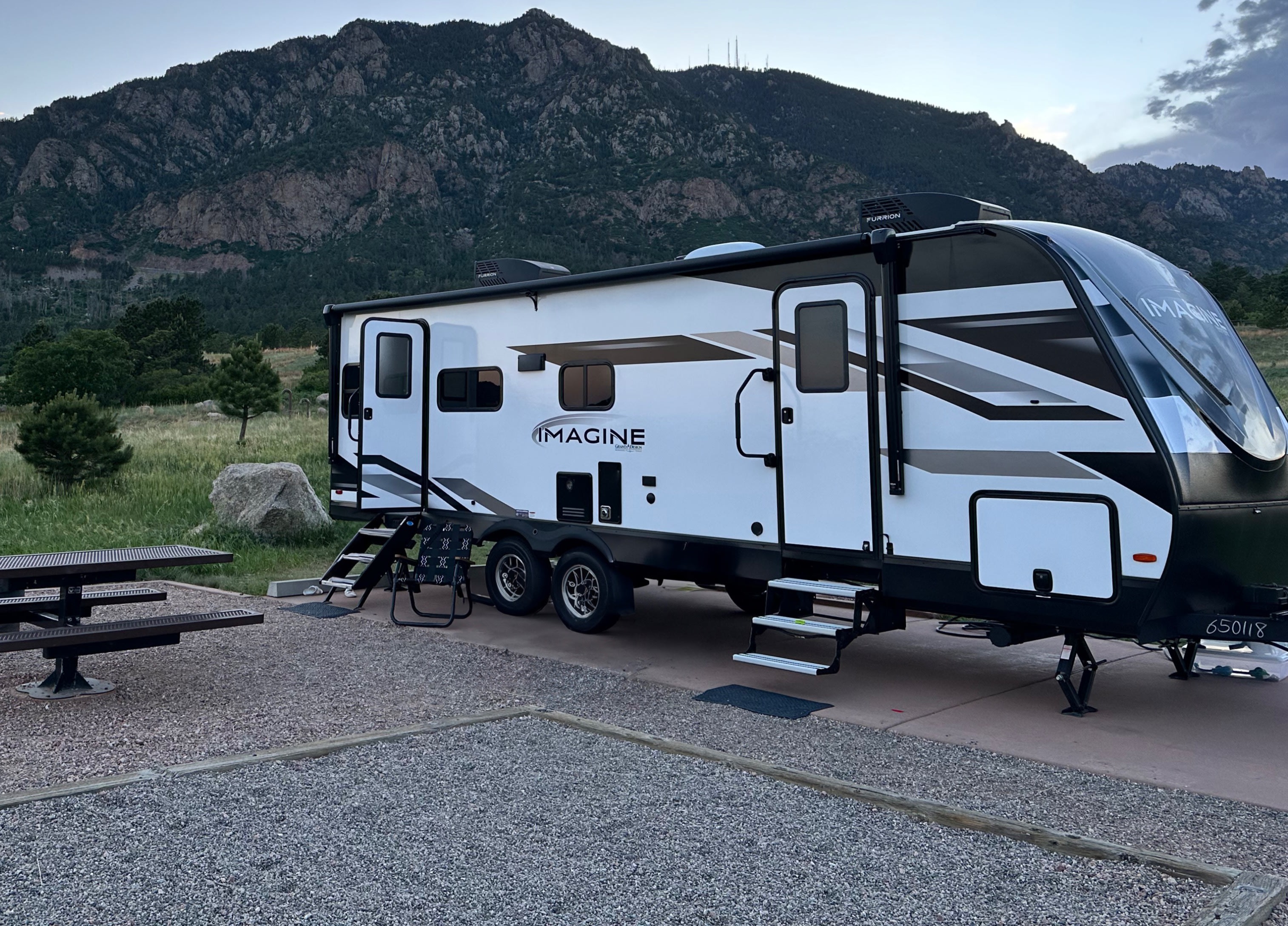 2024 Grand Design Imagine 2500RL