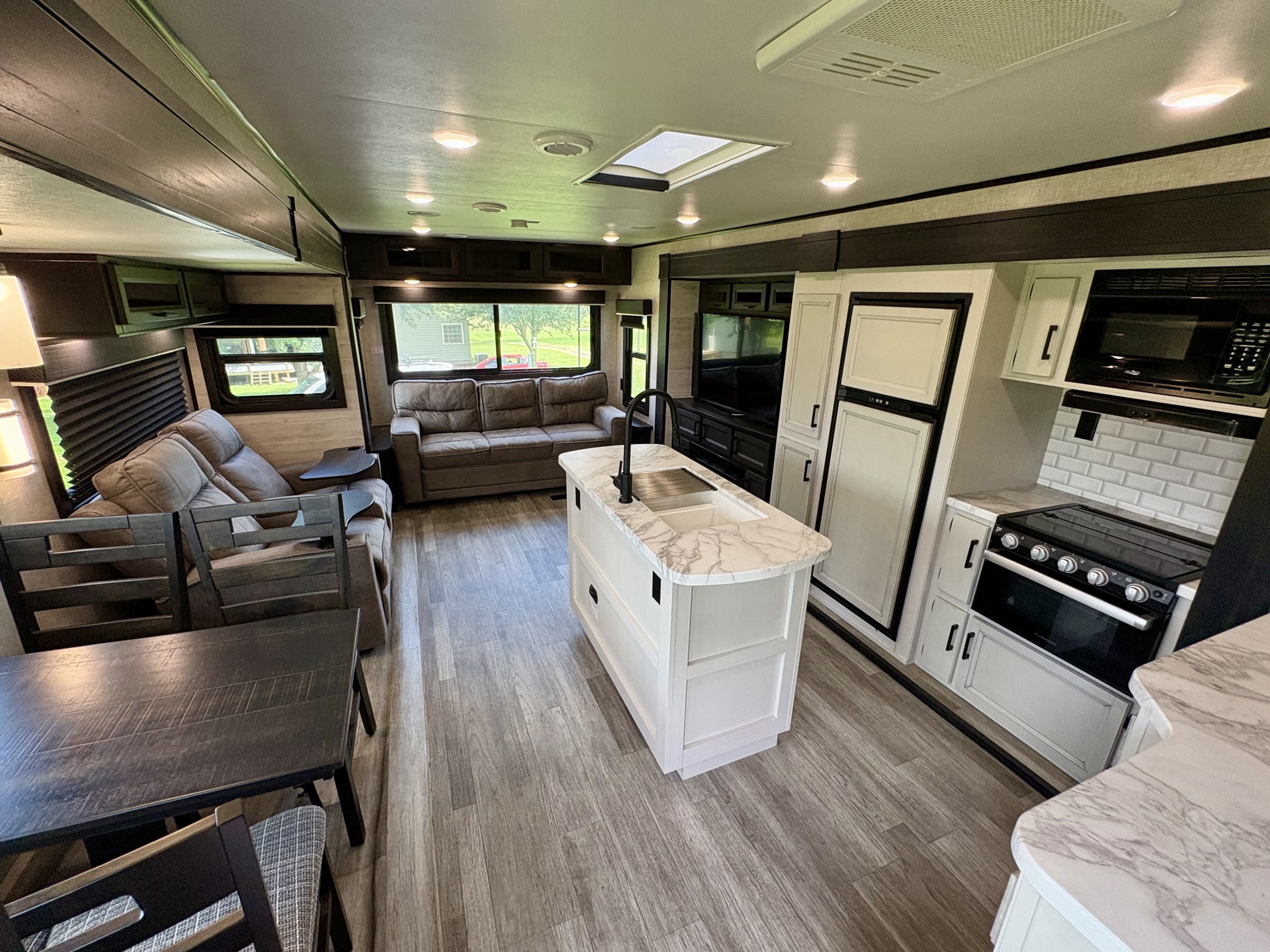 Jayco Family Mobile BNB