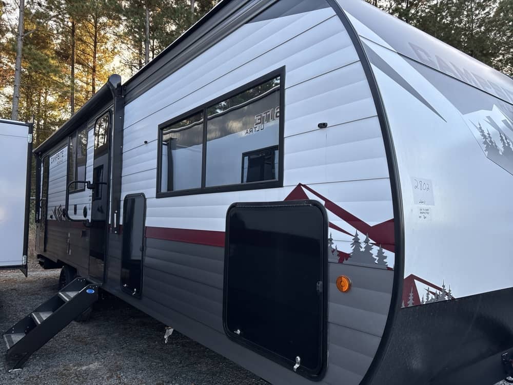 2026 Campsite Reserve 26CJ | Sleeps 8 | Bunkhouse Family Camper