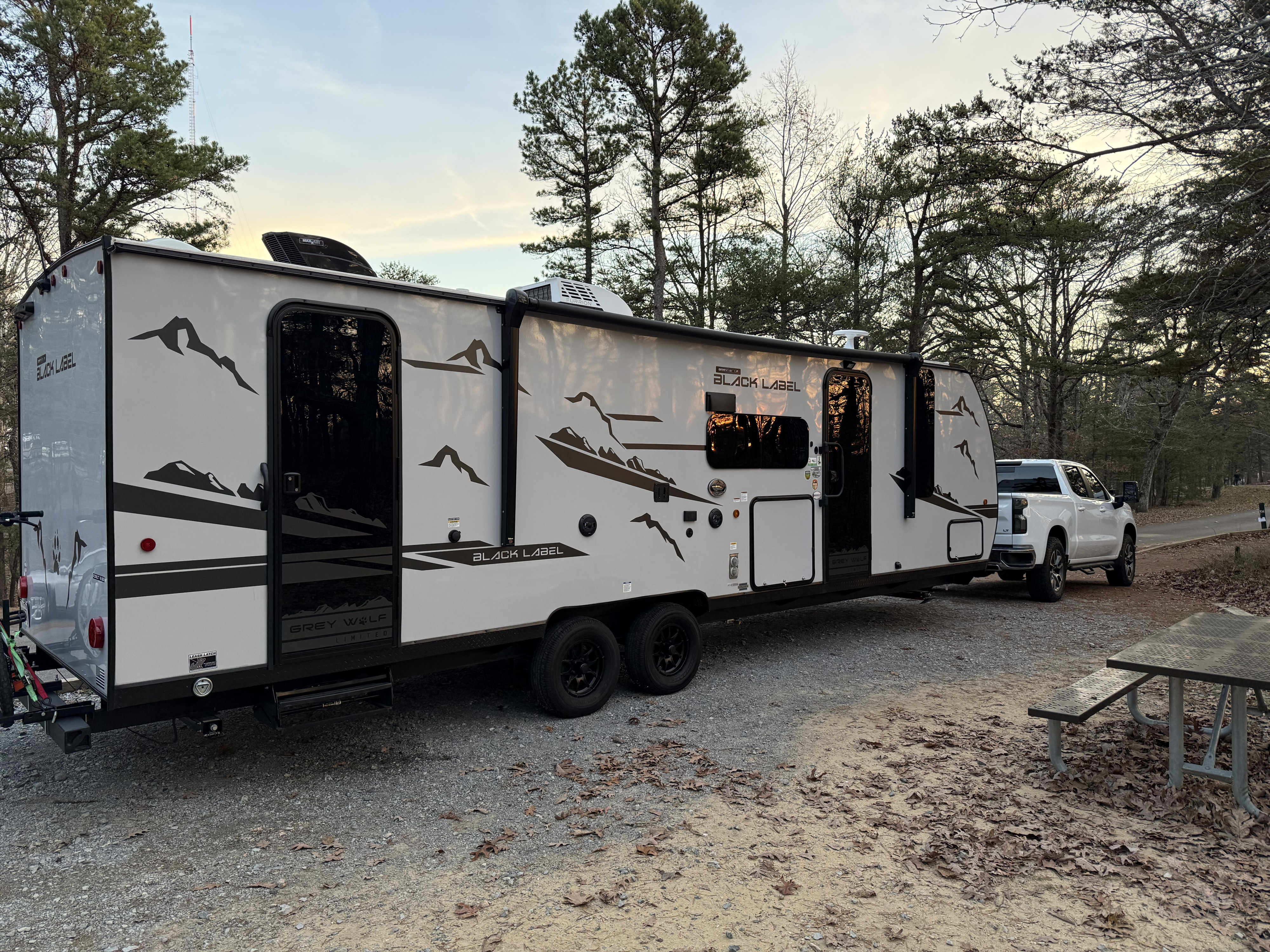 Elite Escape RV Rentals Co. - Delivery Only