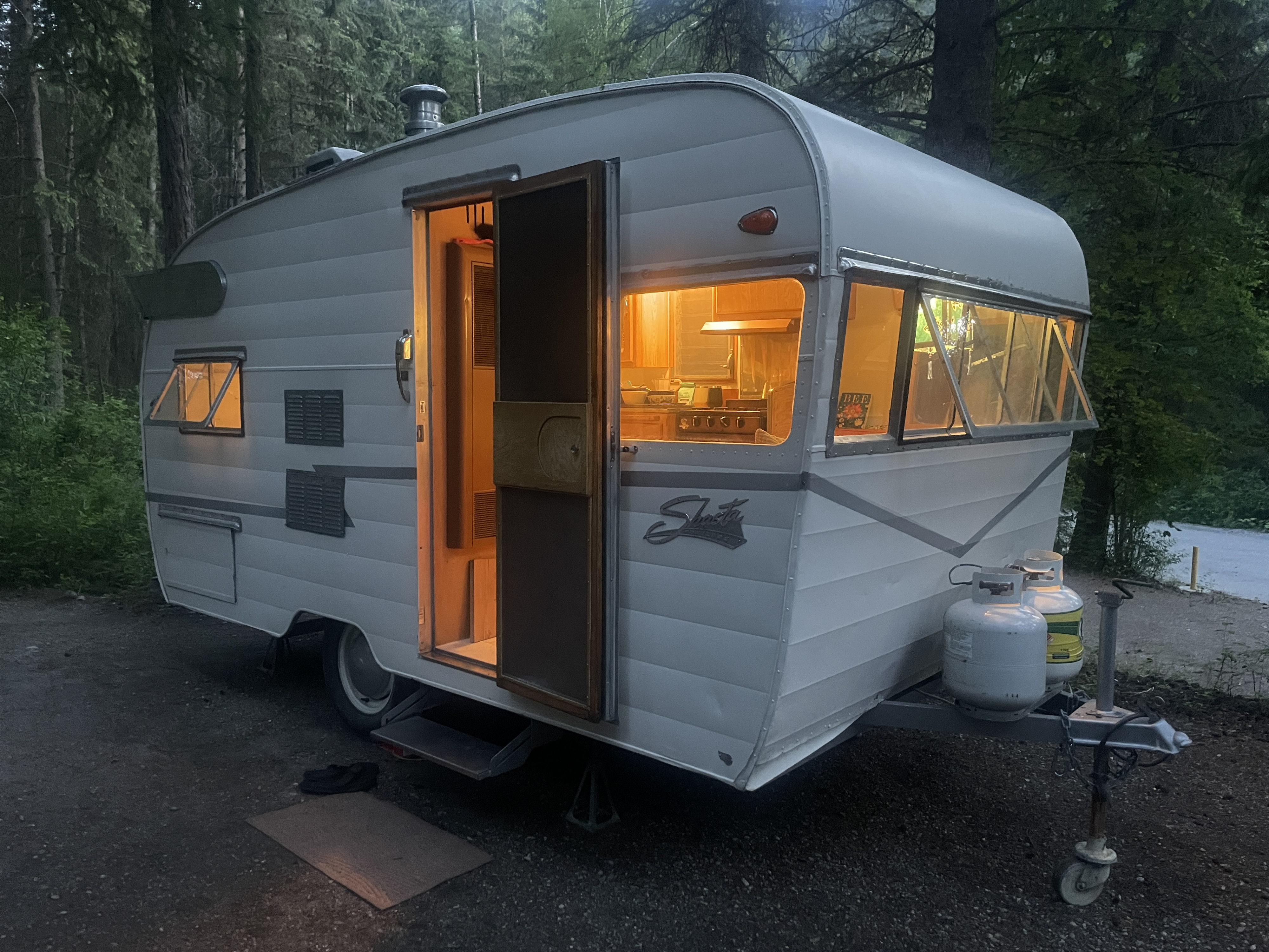 1958 Shasta Airflyte