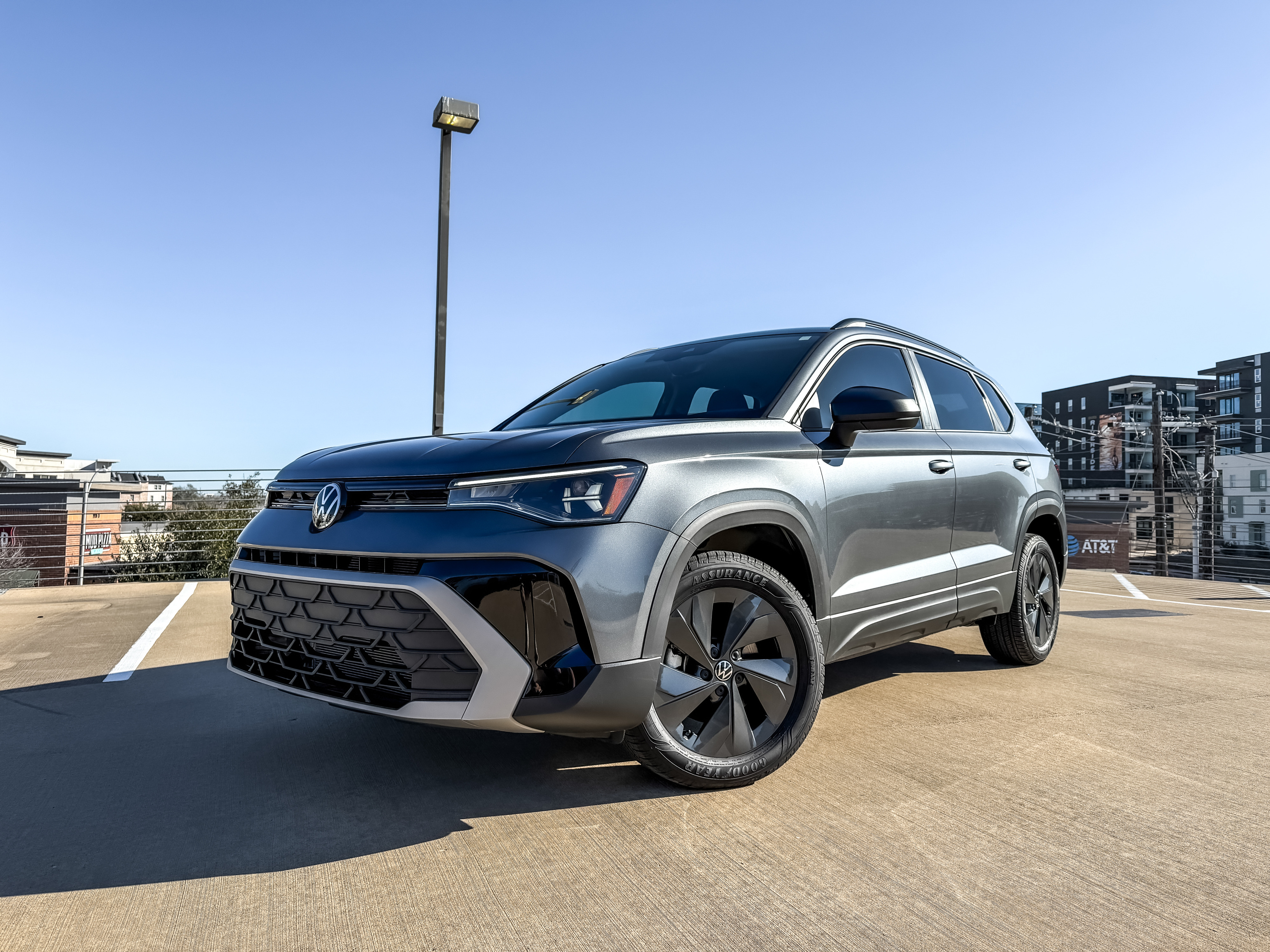 2025 Volkswagen Taos
