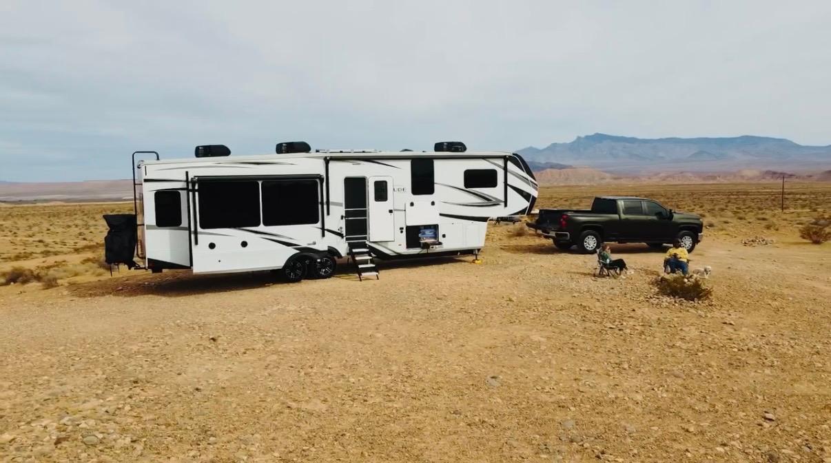 Finding Solitude! Family-friendly RV with room to spread out!