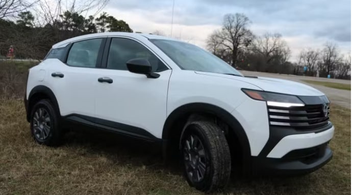 2025 Nissan Kicks