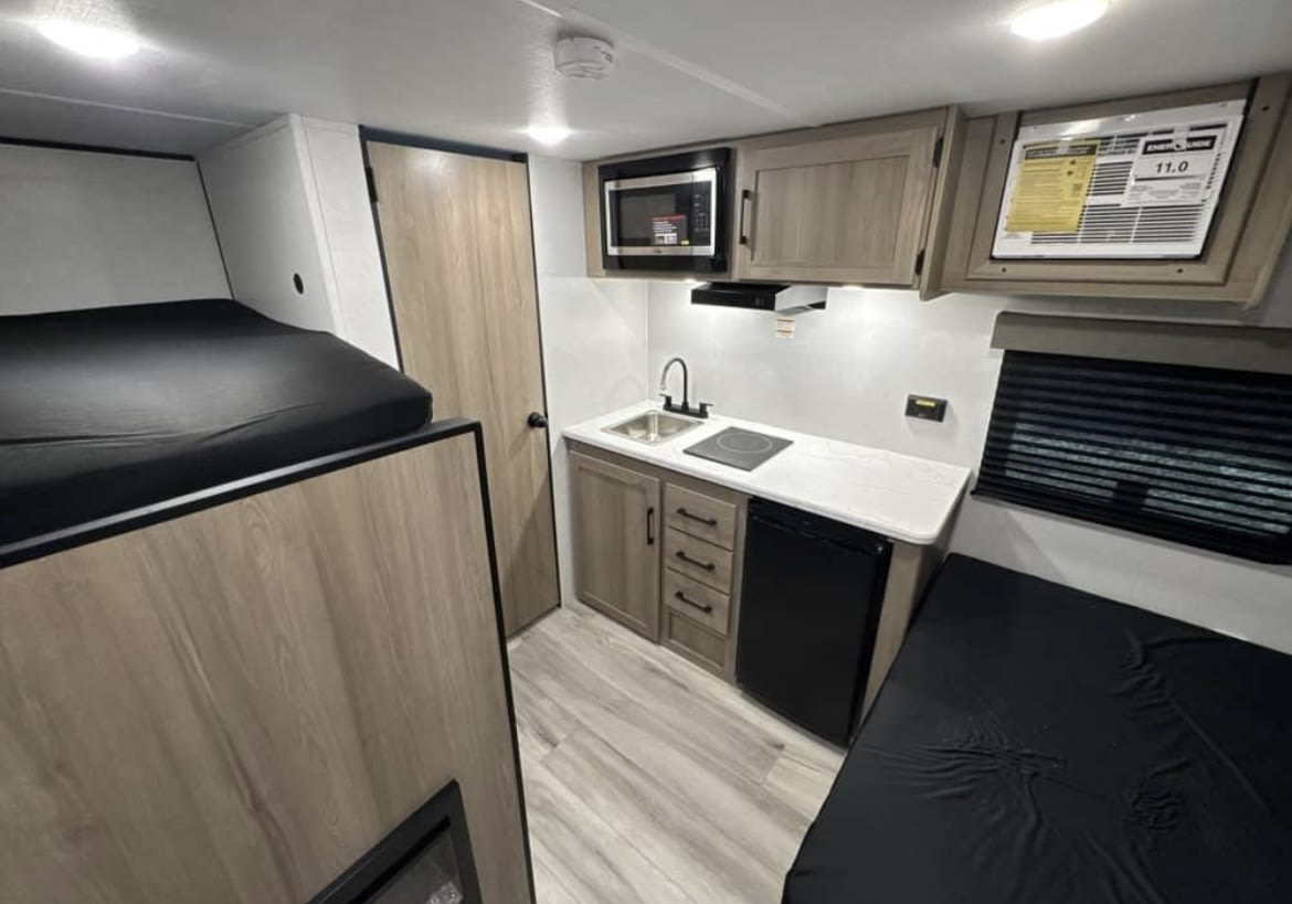 Adventure-Ready Coleman 13B | Sleeps 4 | Easy Tow | Family-Friendly