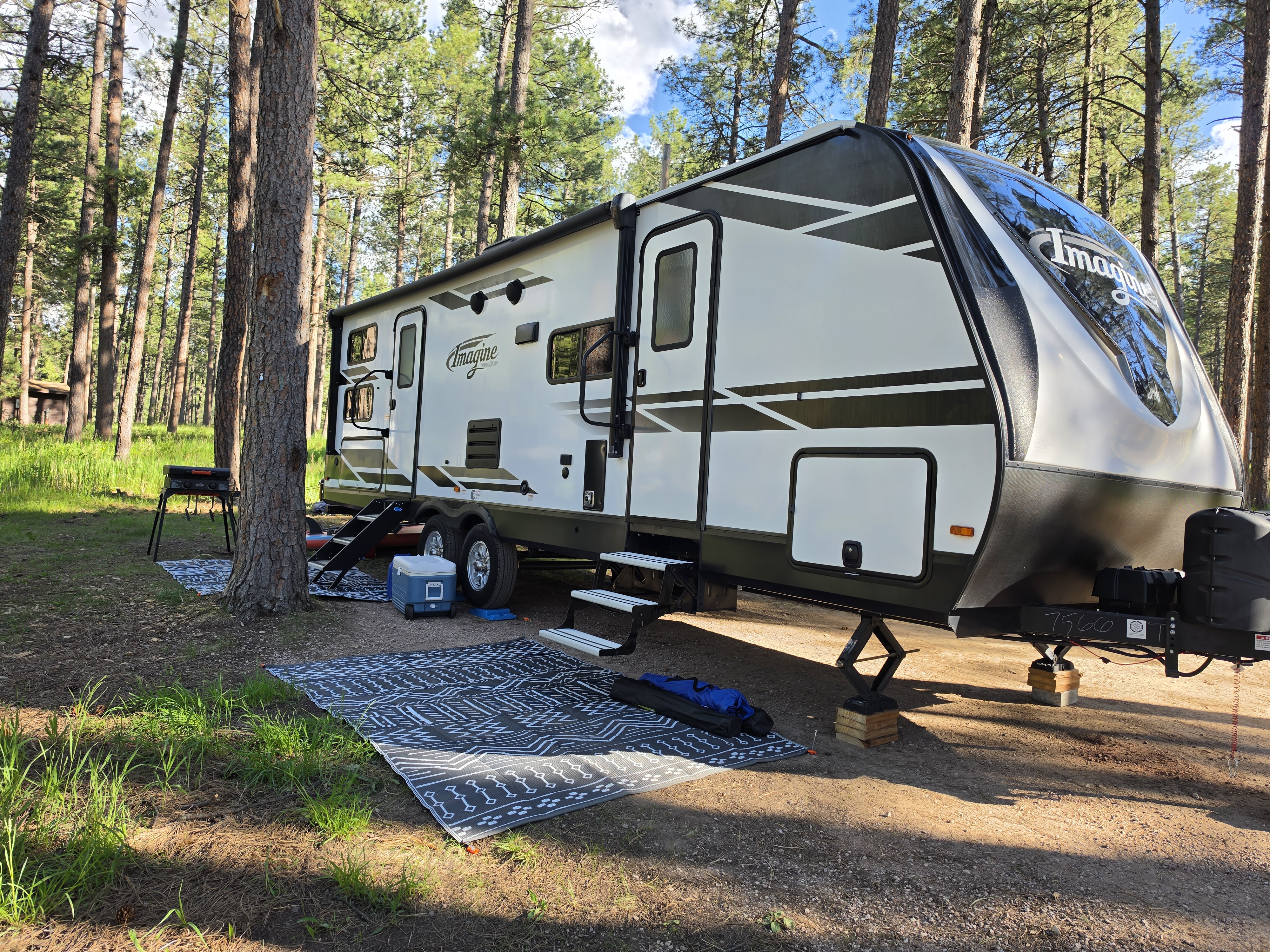 2022 Grand Design with Bunk house!