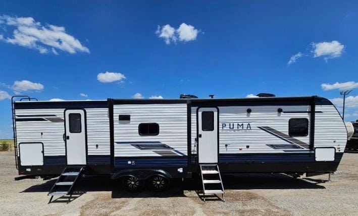 The Happy Glamper - 2026 Puma with private bunk room and 2 full bathrooms
