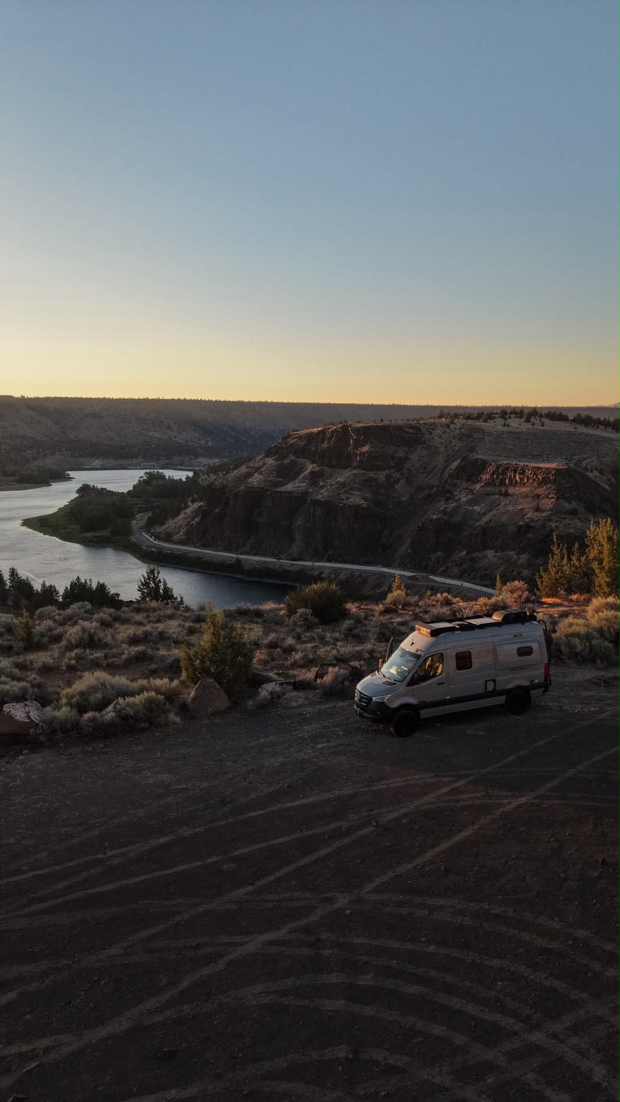 Oryx — 2025 Winnebago Revel 44E