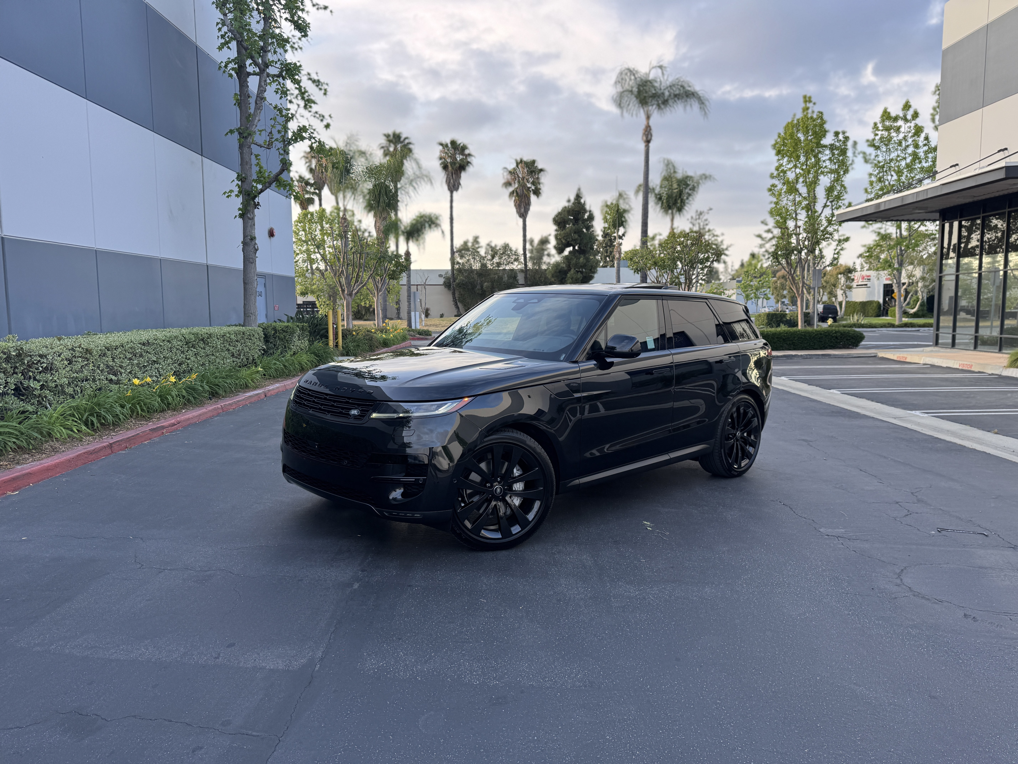 2025 Land Rover Range Rover Sport