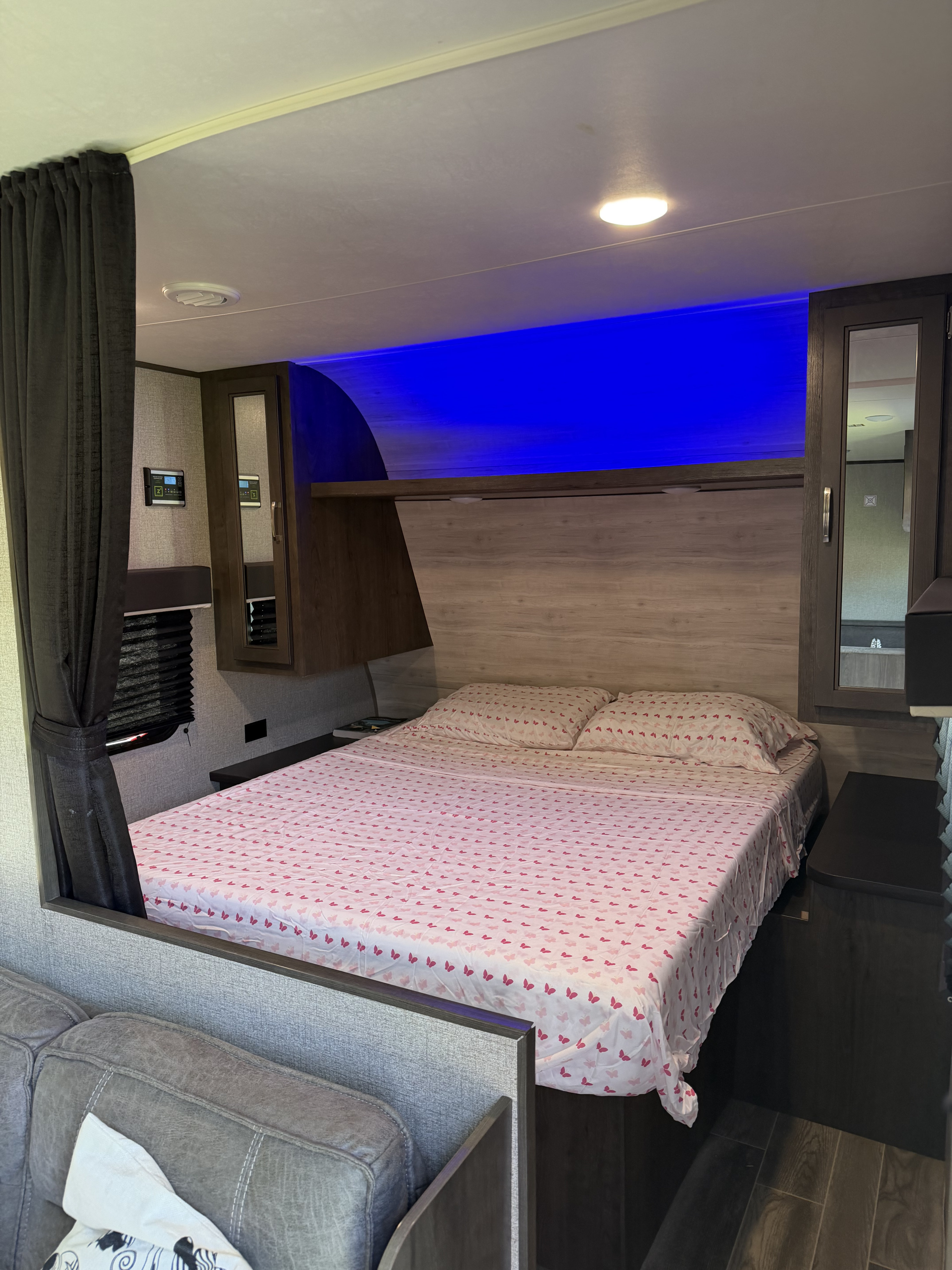 2021 Jayco Jay Flight – Spacious Family Camper
