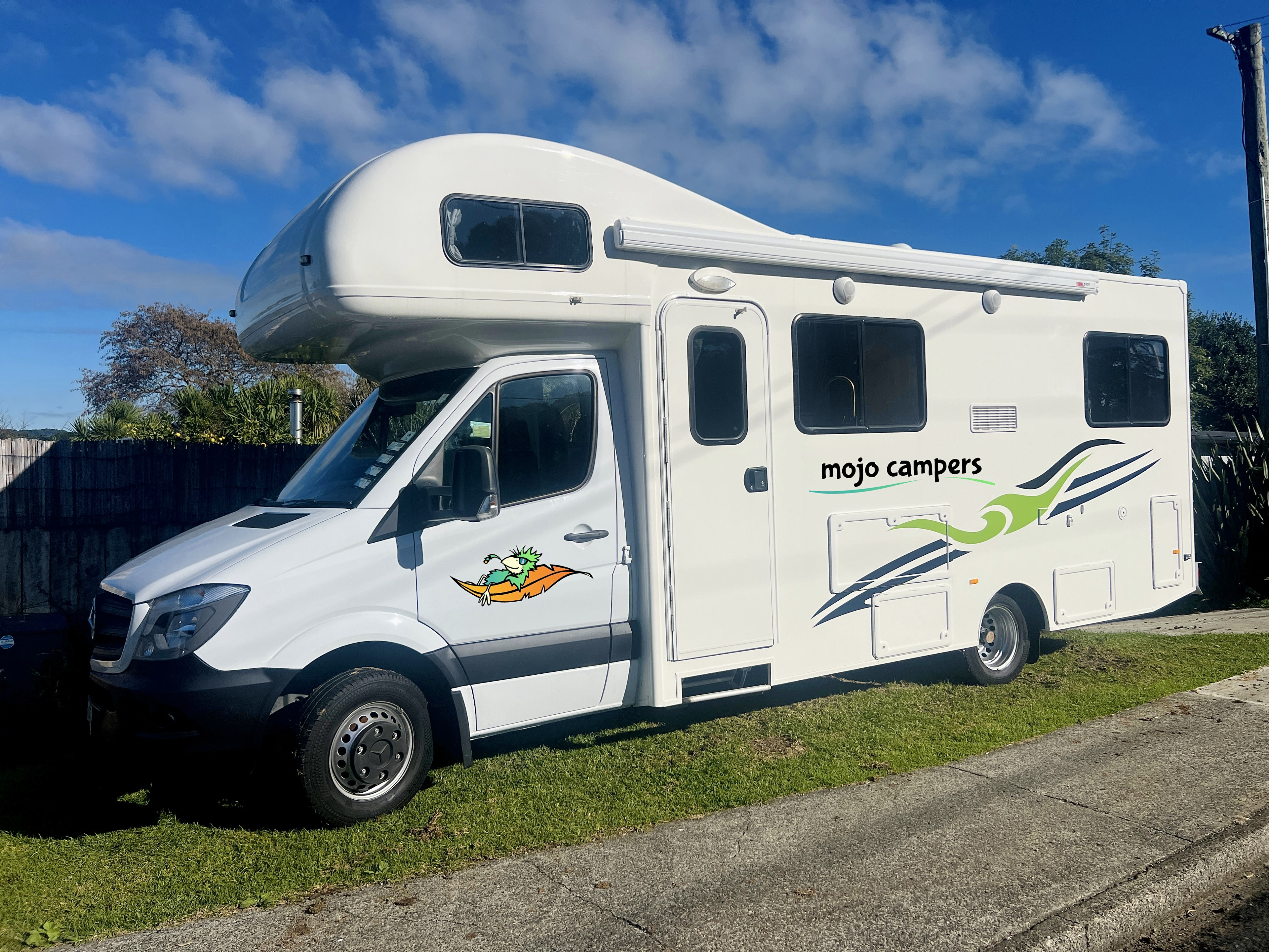 Leo – 6-Berth Motorhome
