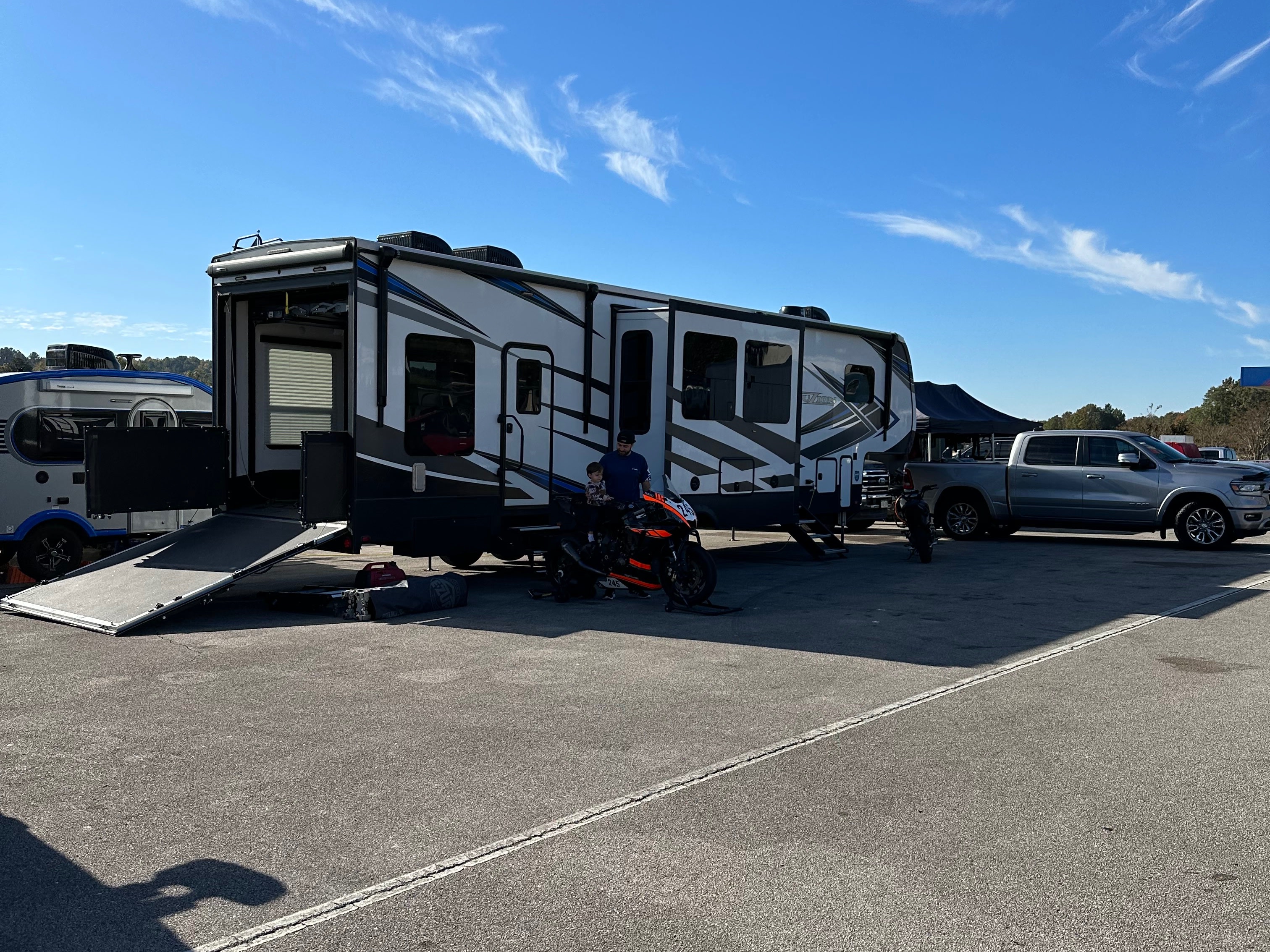 Glampers Only 373Fuzion