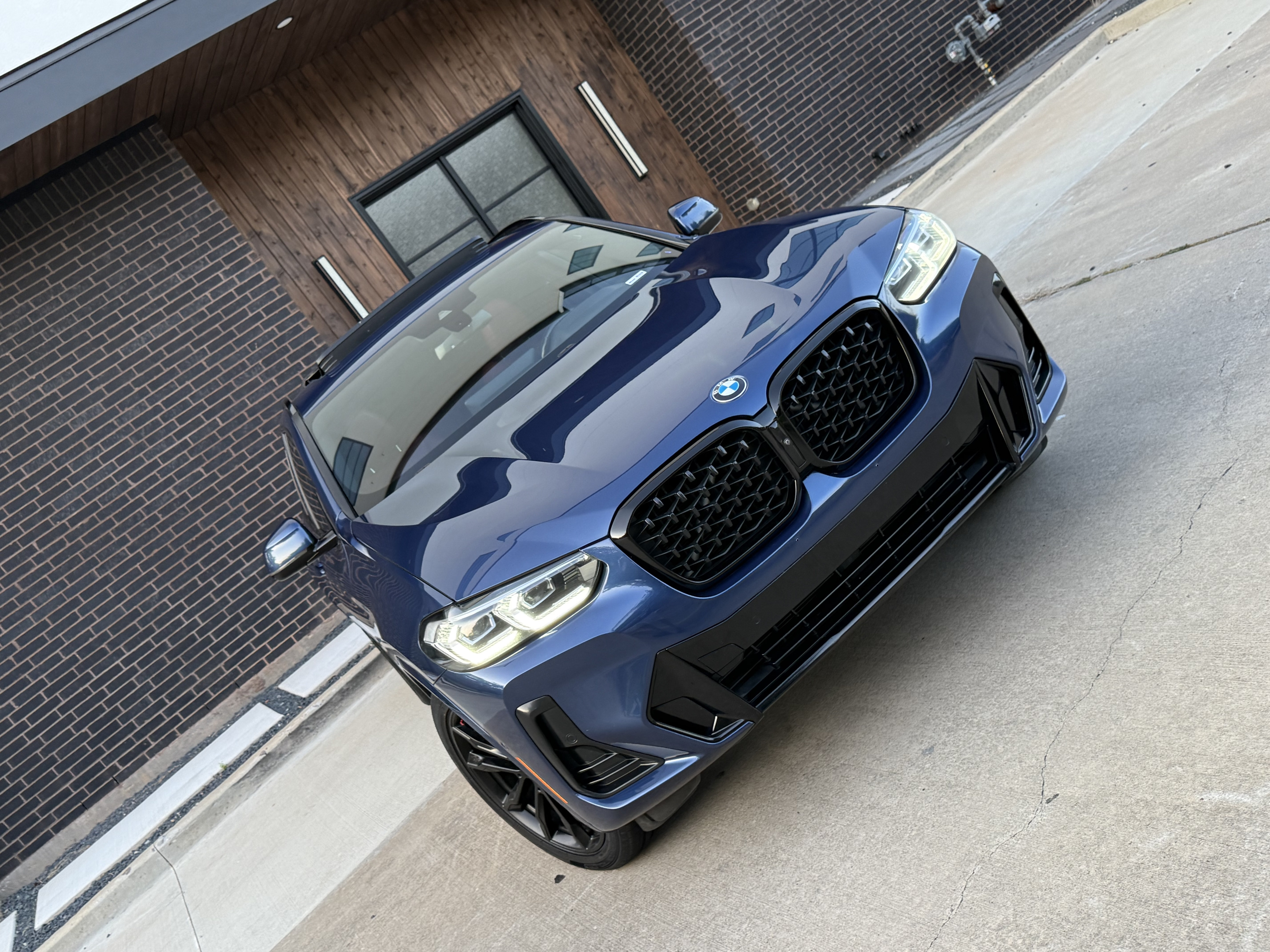 2022 BMW X4