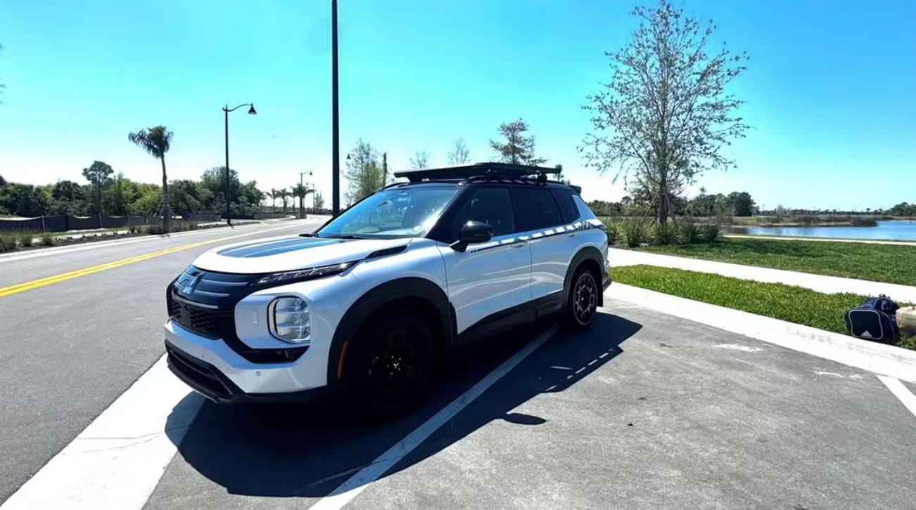 2025 Mitsubishi Outlander