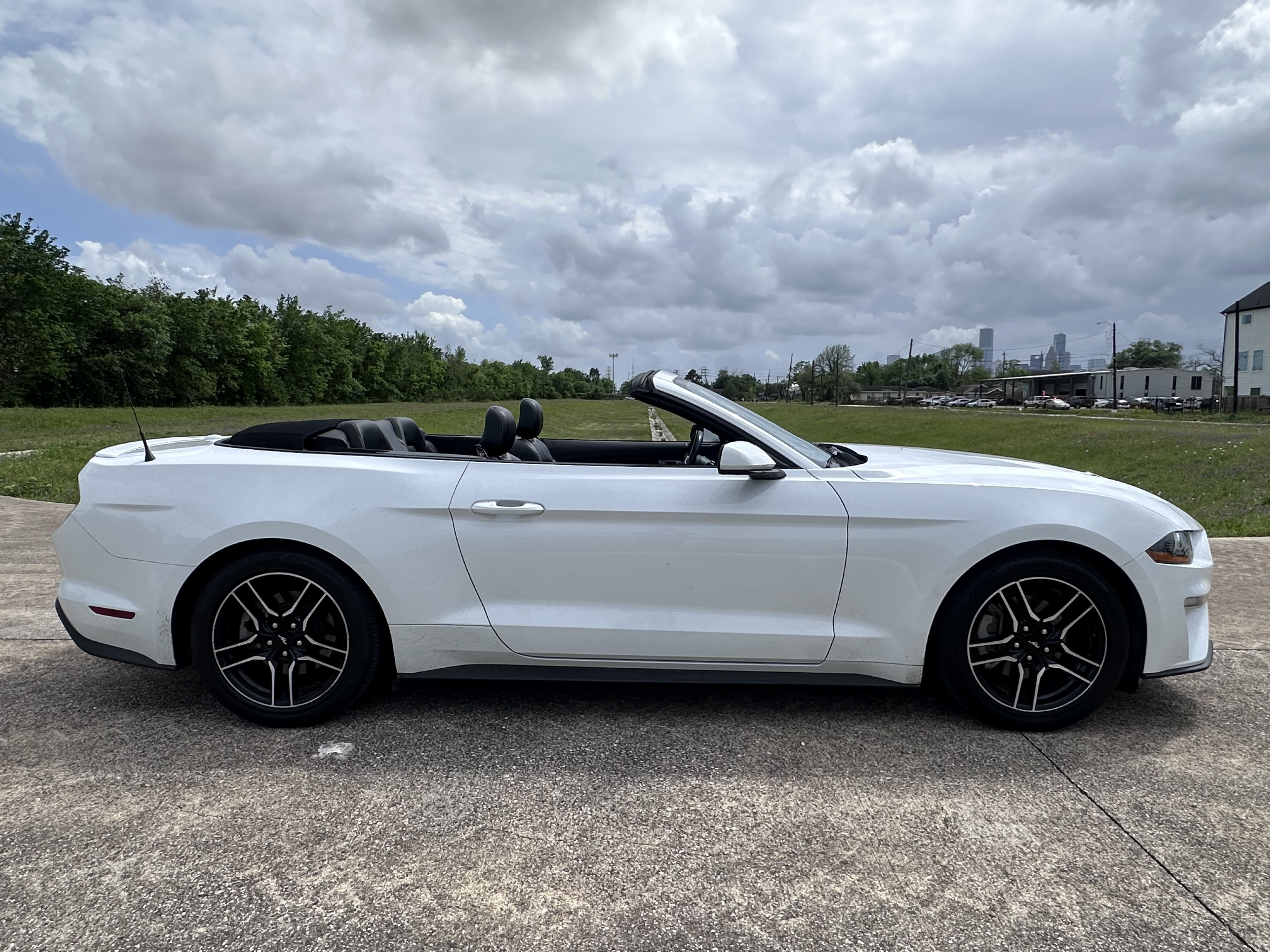 2023 Ford Mustang