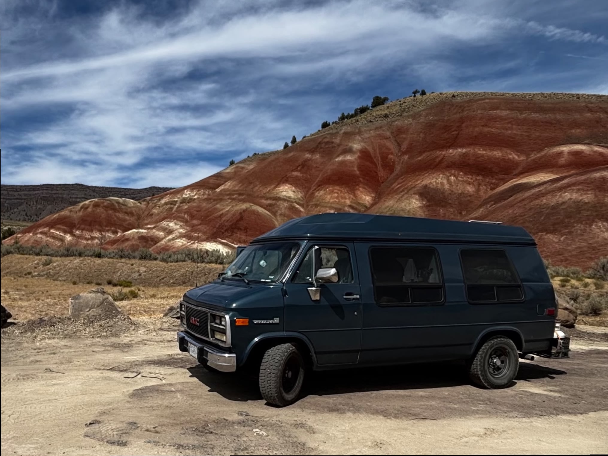 JUANITA in the WILD! Old school camper but make it glamping