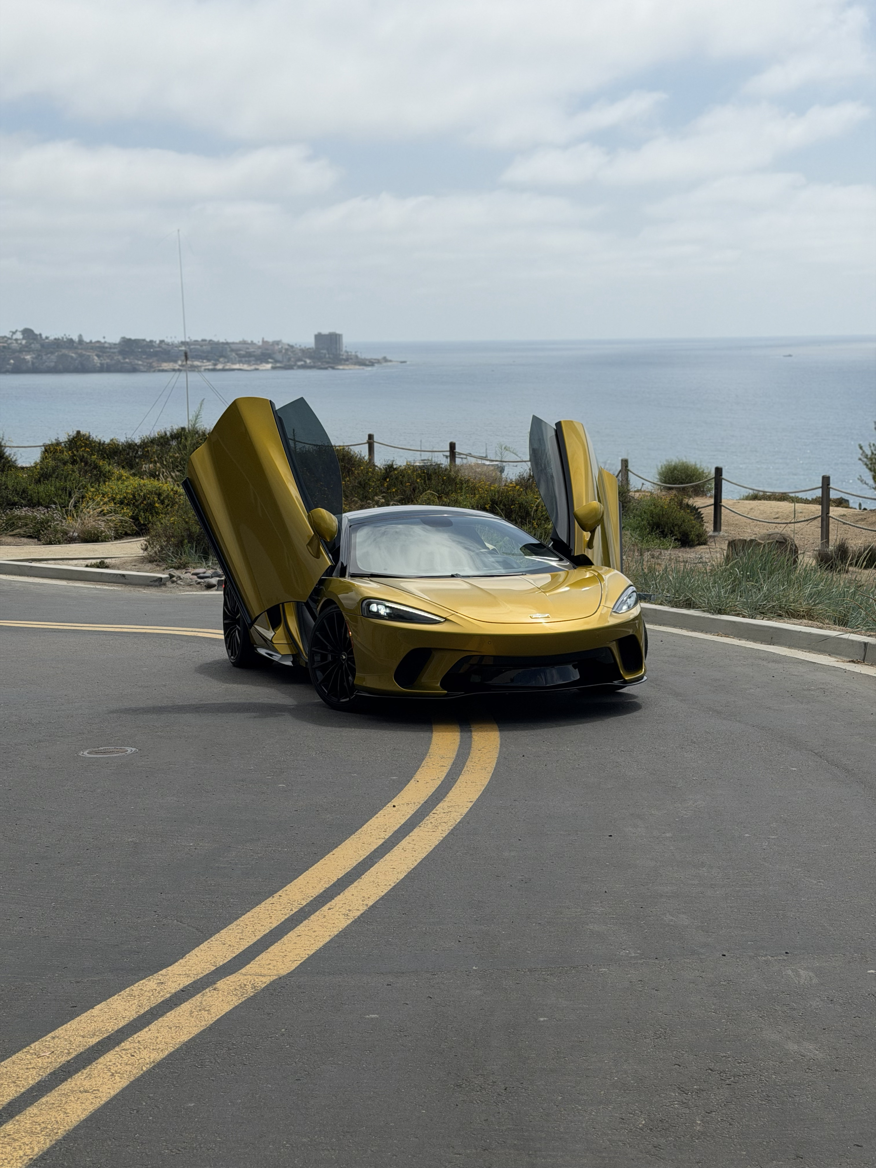 2021 McLaren GT