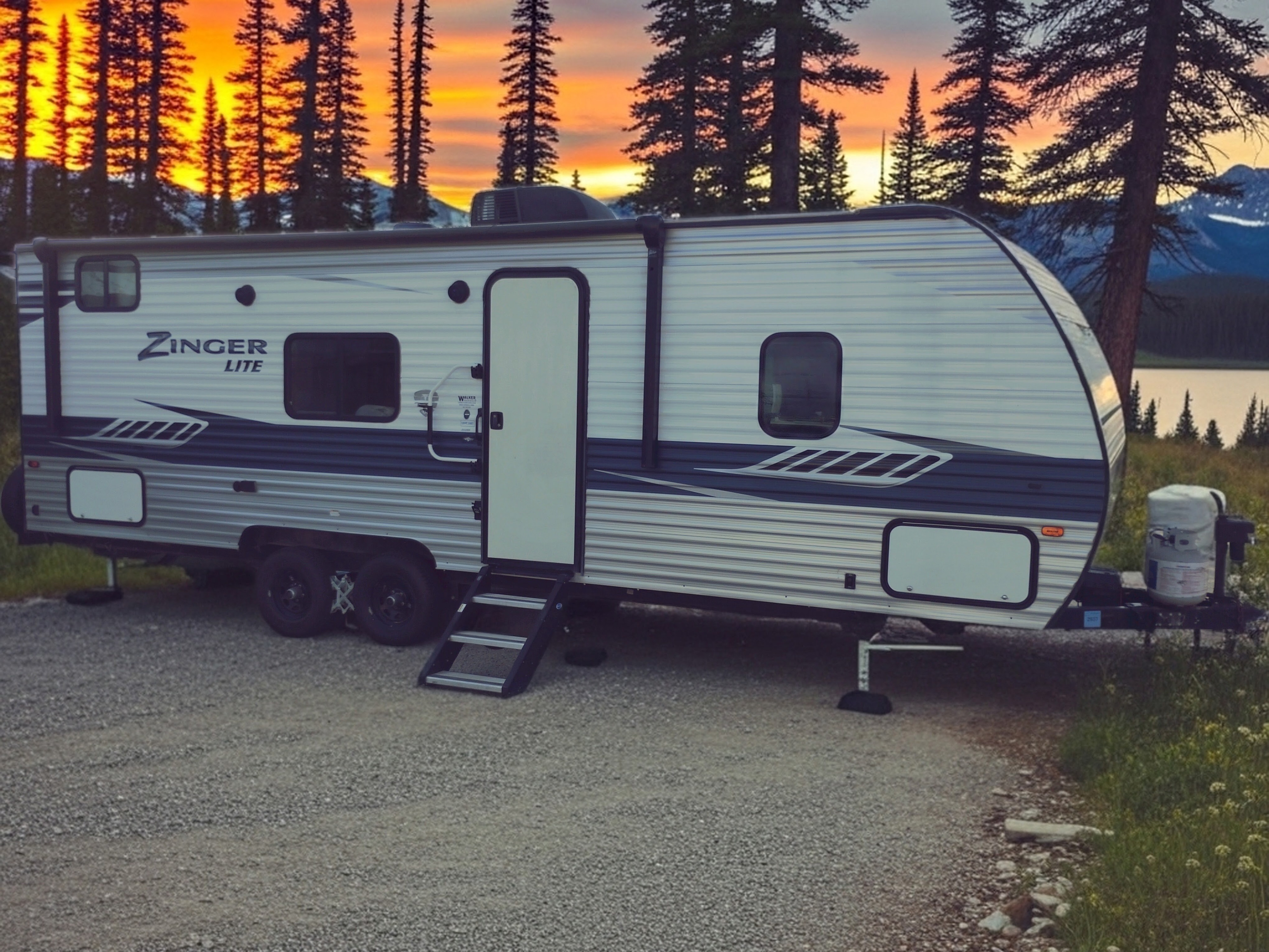 Meet Nora She's Beautiful, Modern and room for 8!