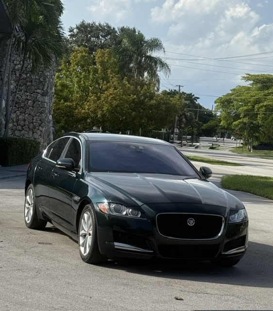 2017 Jaguar XF