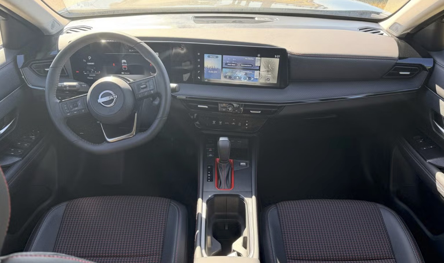 2025 Nissan Kicks