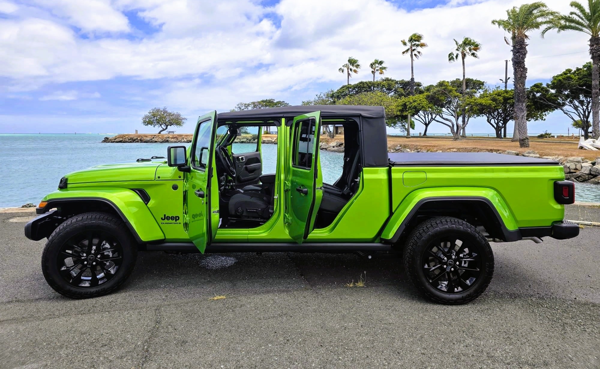 2025 Jeep Gladiator