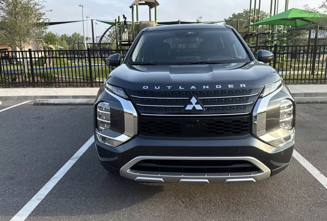 2024 Mitsubishi Outlander