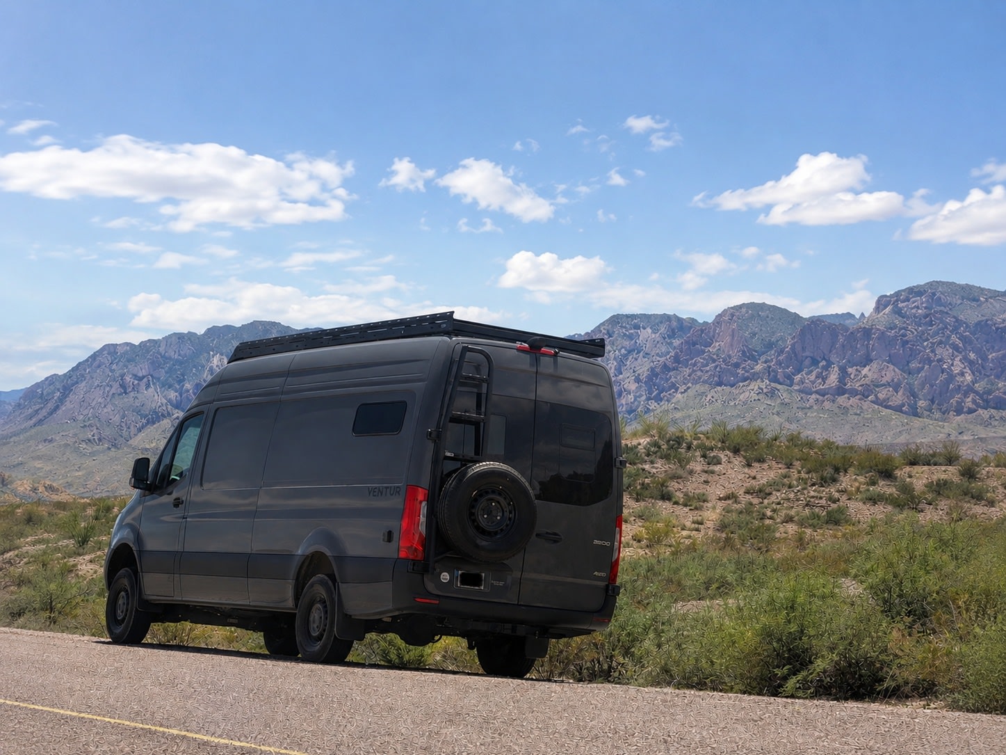 VanLuxe | Luxury Class B Camper Van • Houston • Boutique Hotel on Wheel