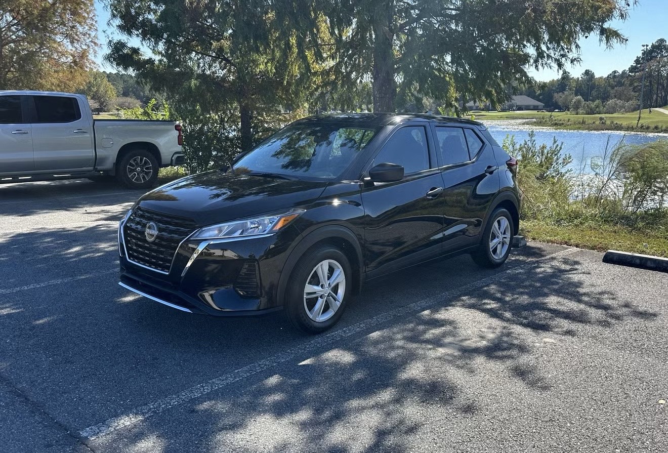 2023 Nissan Kicks