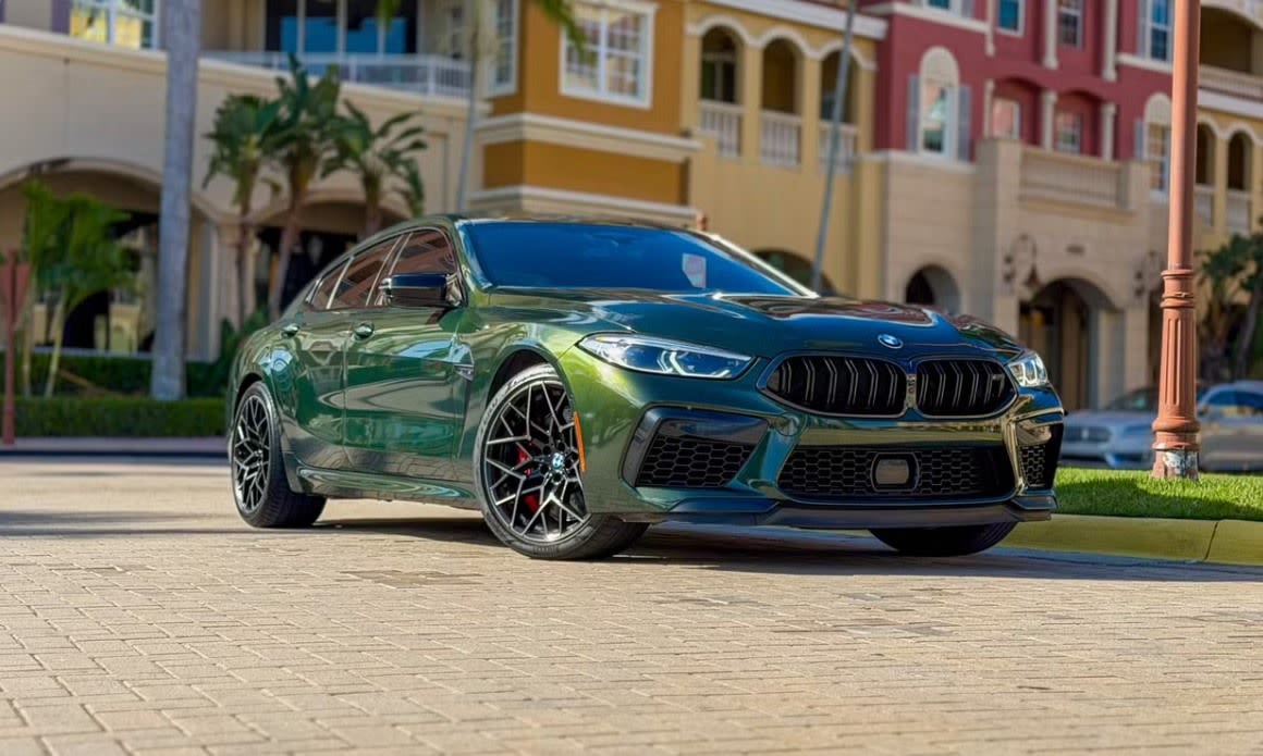 2022 BMW M8