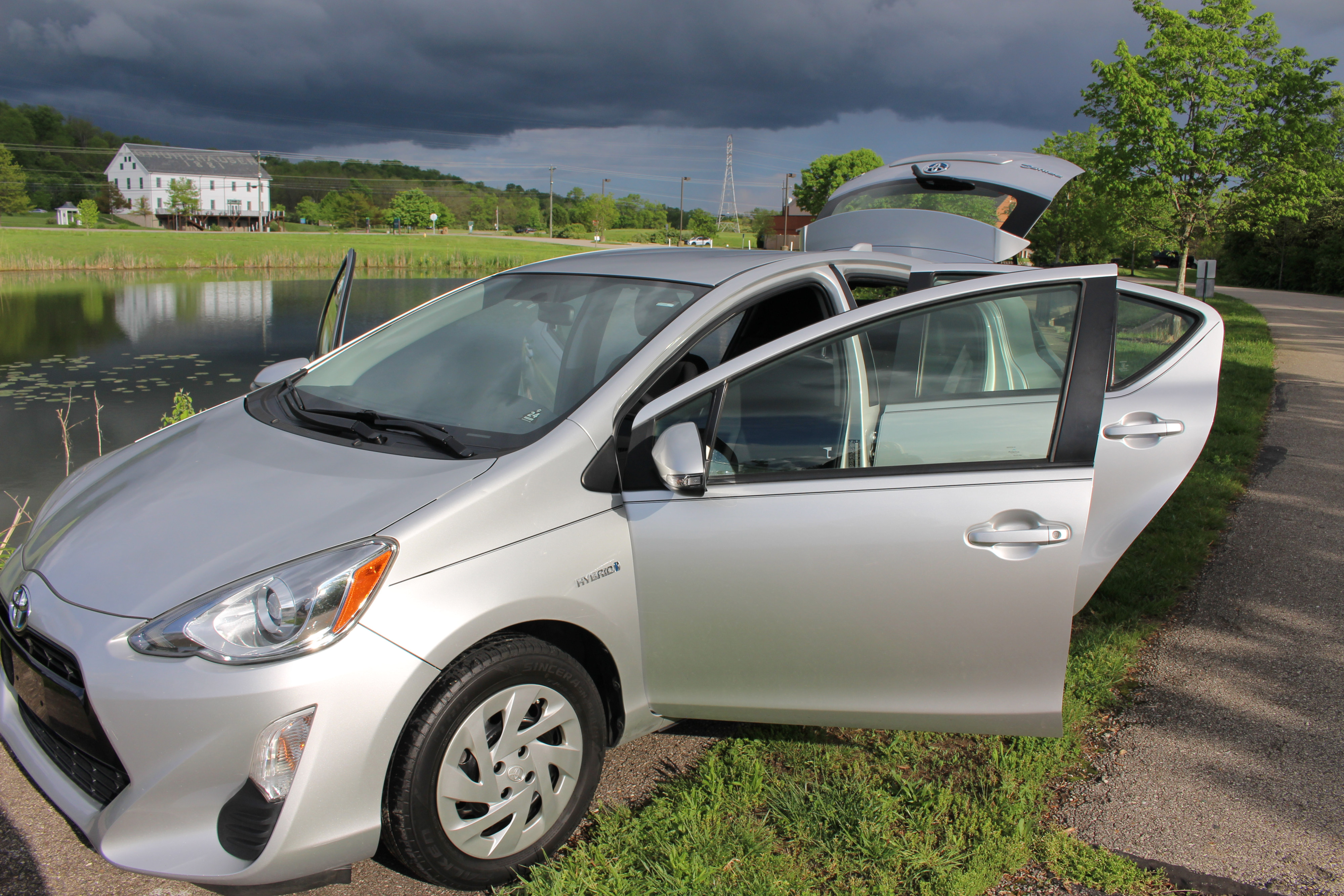 2016 Toyota Prius c