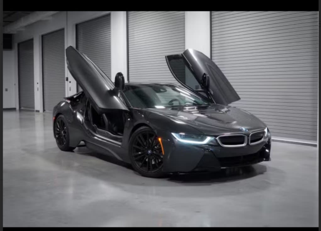 2019 BMW i8