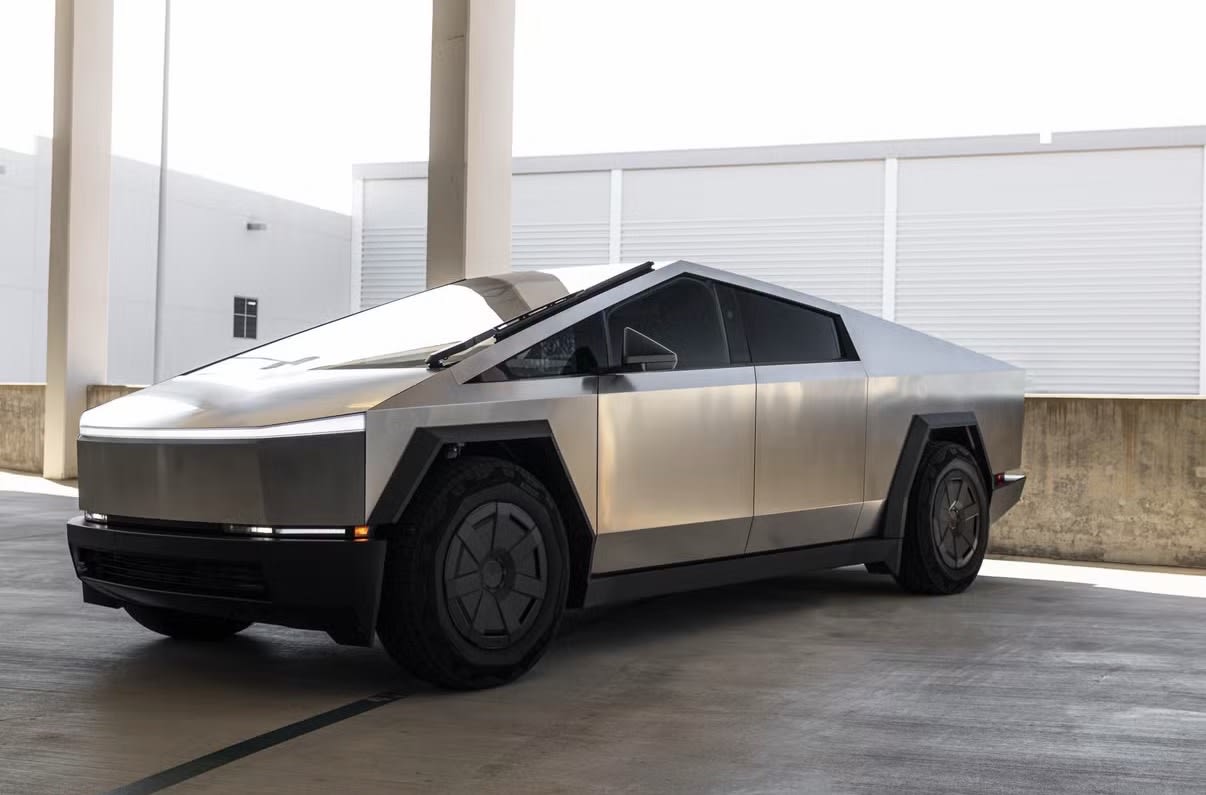 2025 Tesla Cybertruck