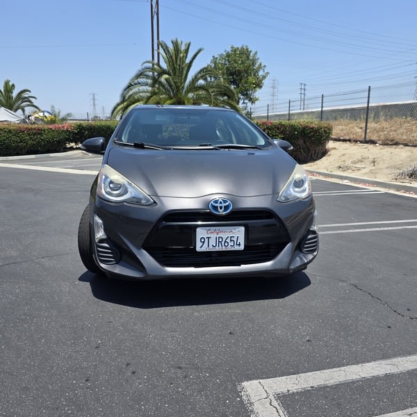 2016 Toyota Prius c