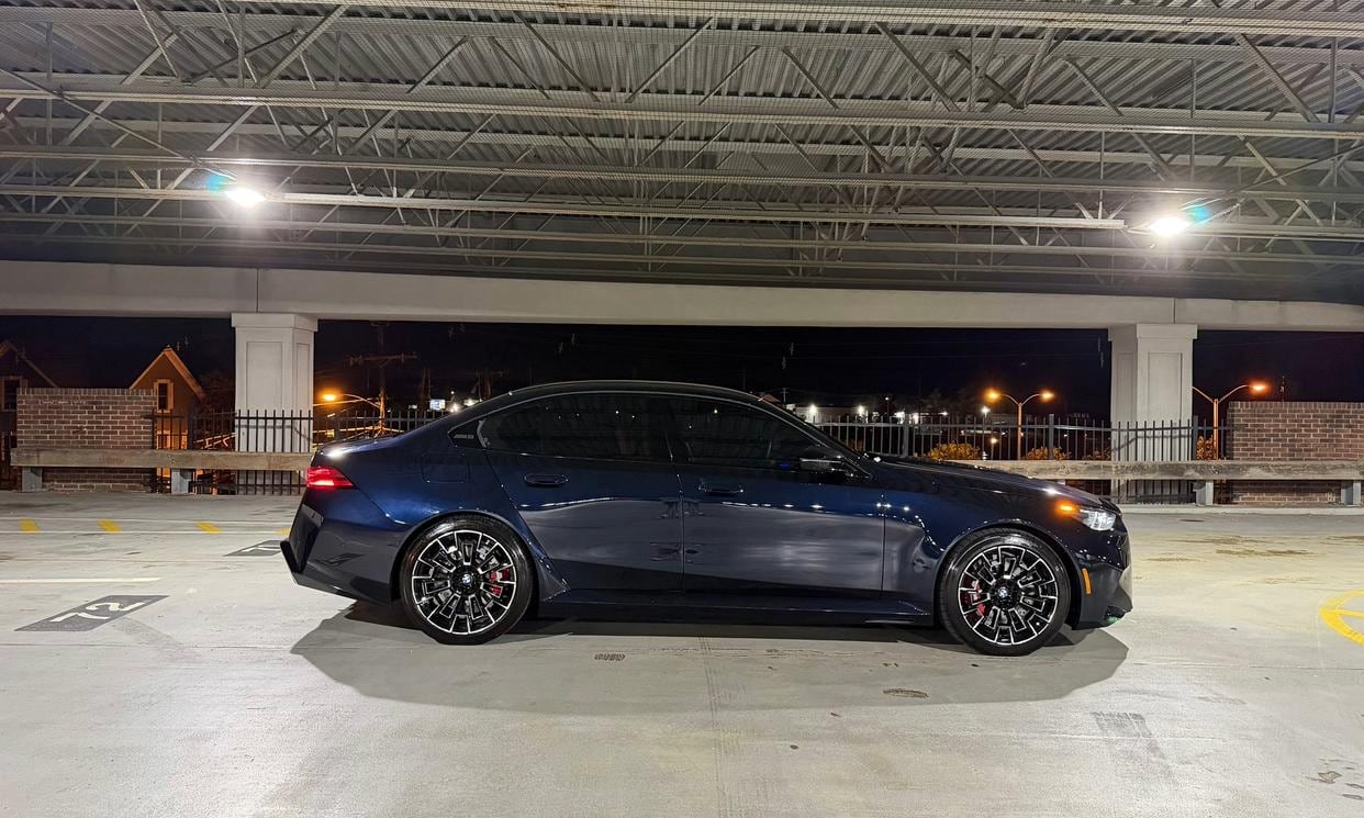 2027 BMW M5