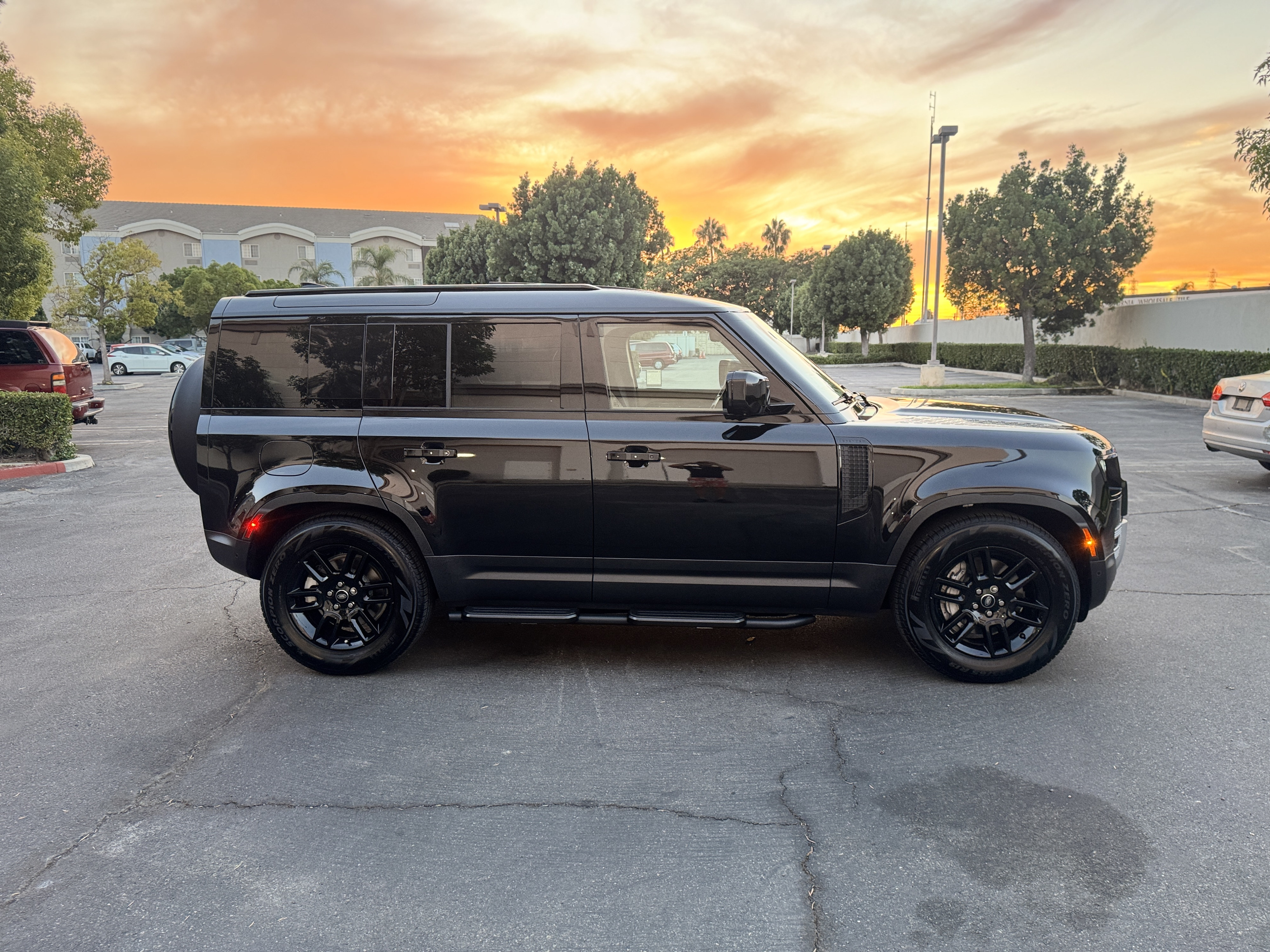 2025 Land Rover Defender 110
